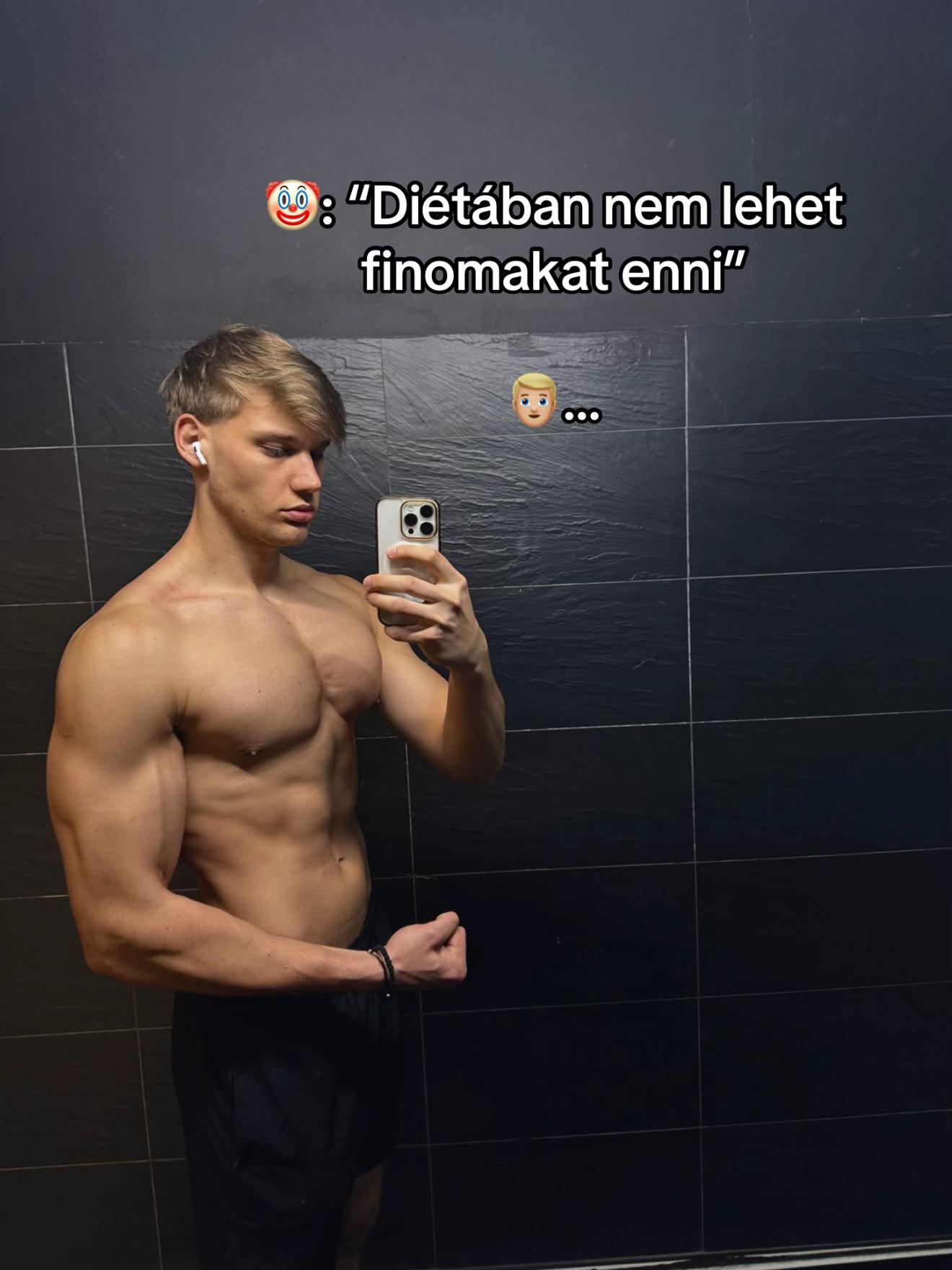 @Moln&aacute;r Andr&aacute;s