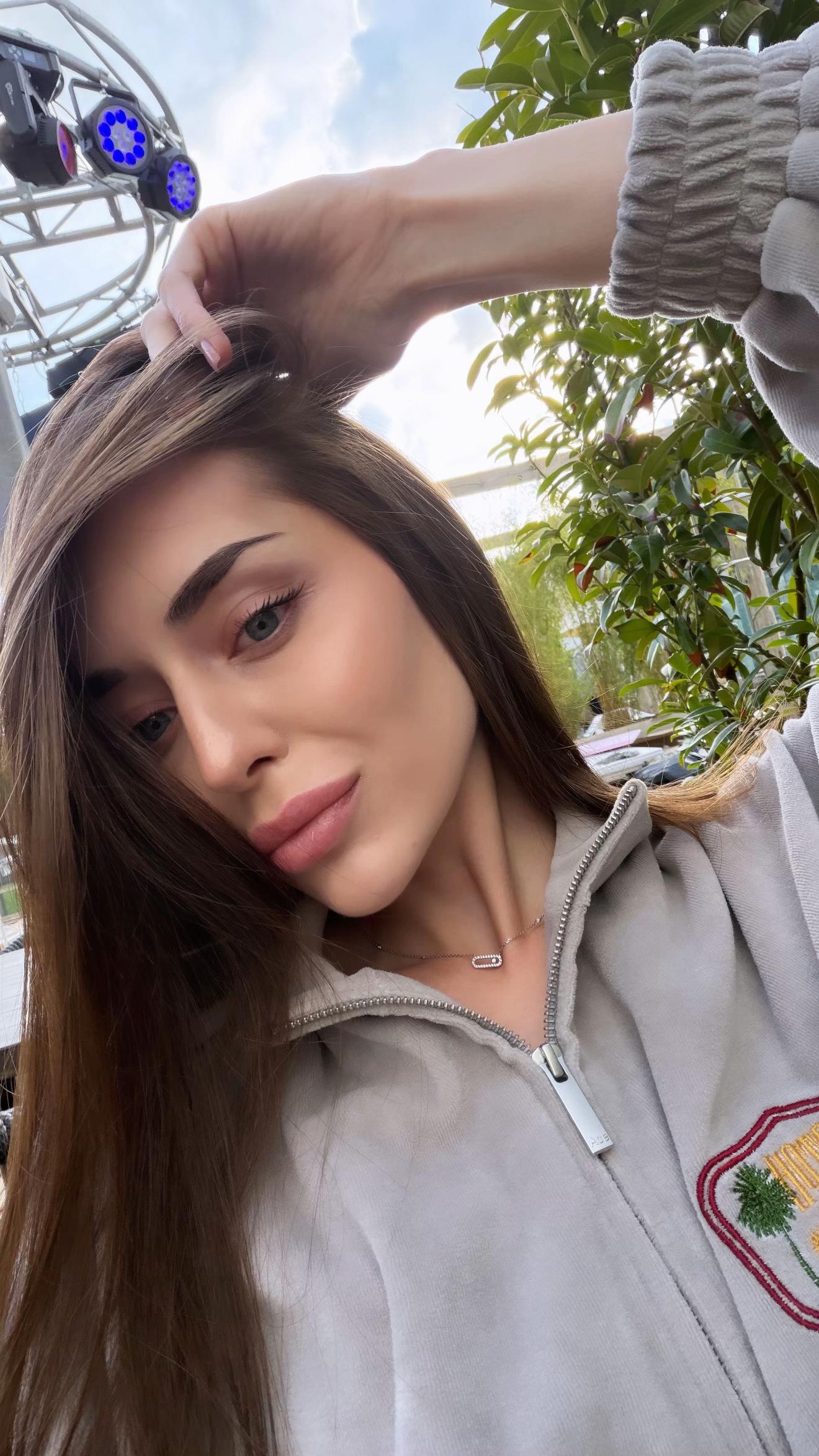 @Viktoria Voronko