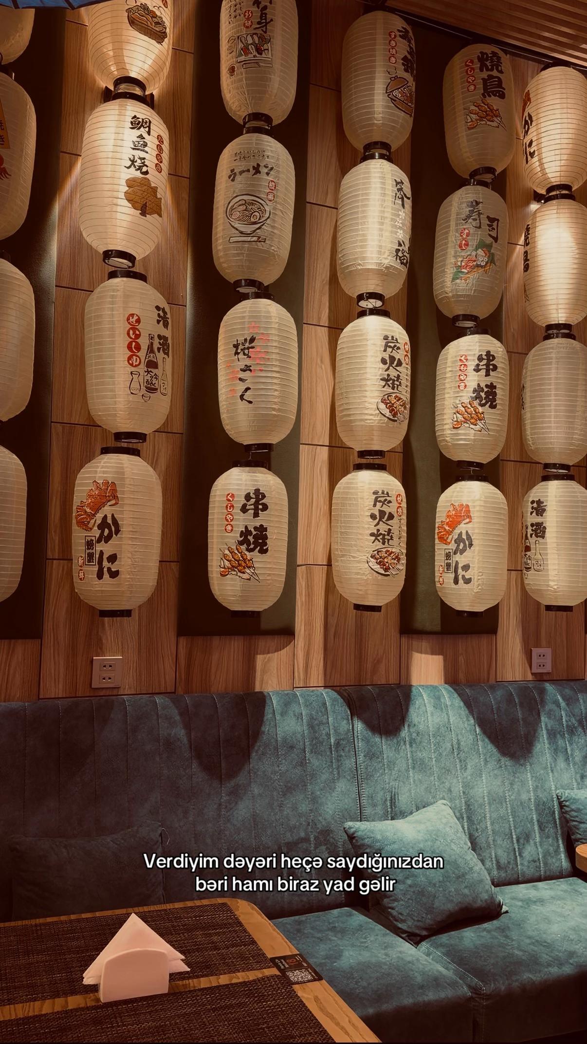 @lookatwhat🤨