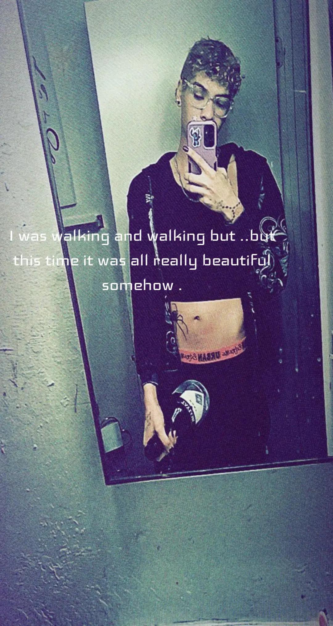 @Bj<3