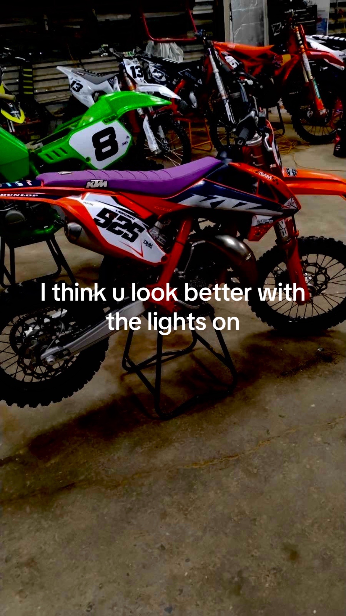 @85rippa525