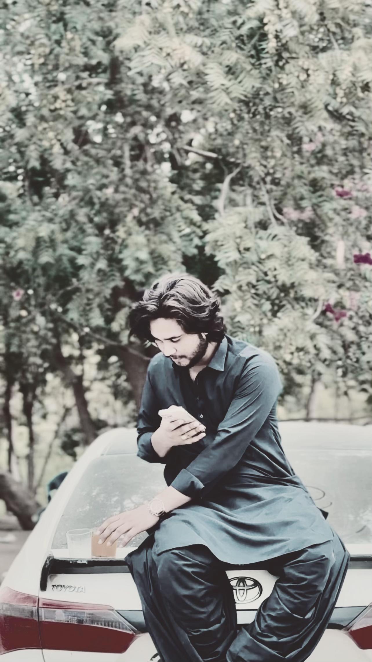 @Huzaifanohani