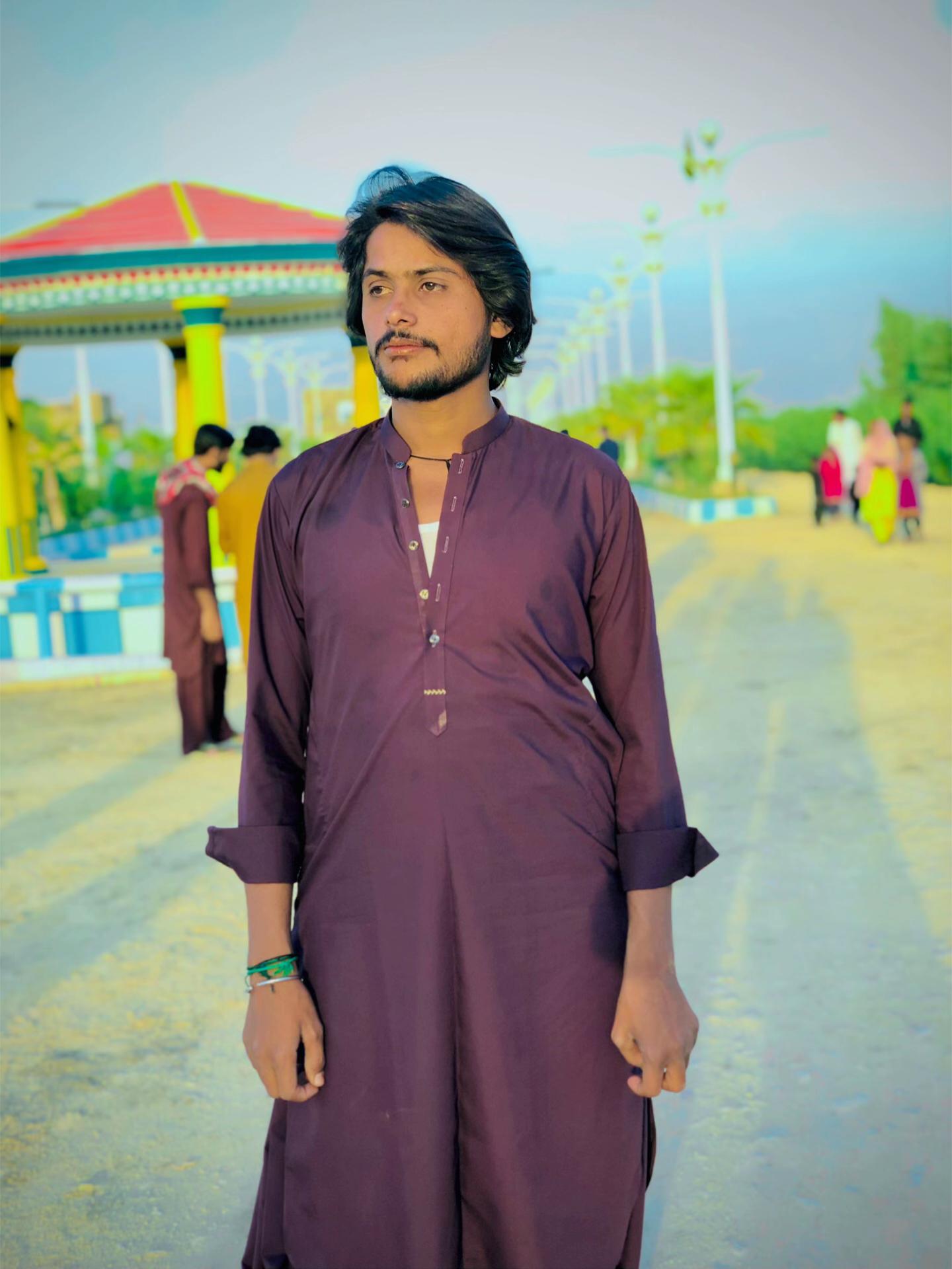 @Ayaz_Alee