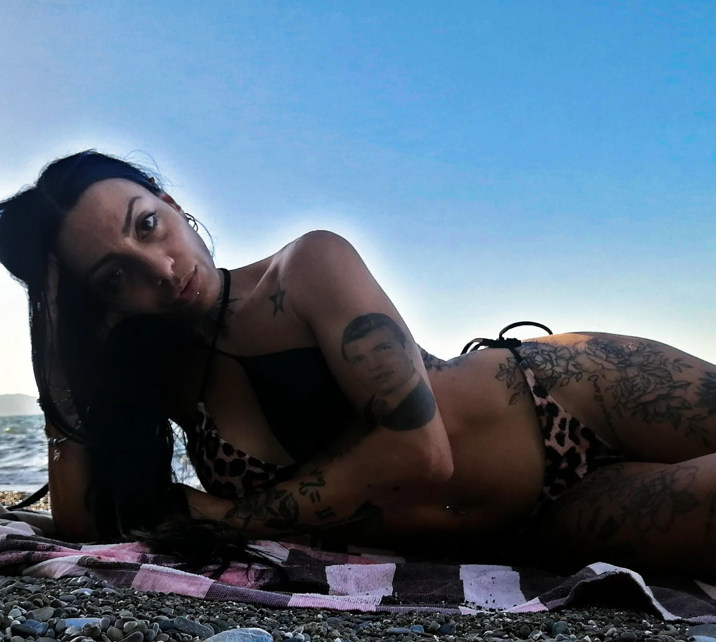 @Eva Kaos Tattoo