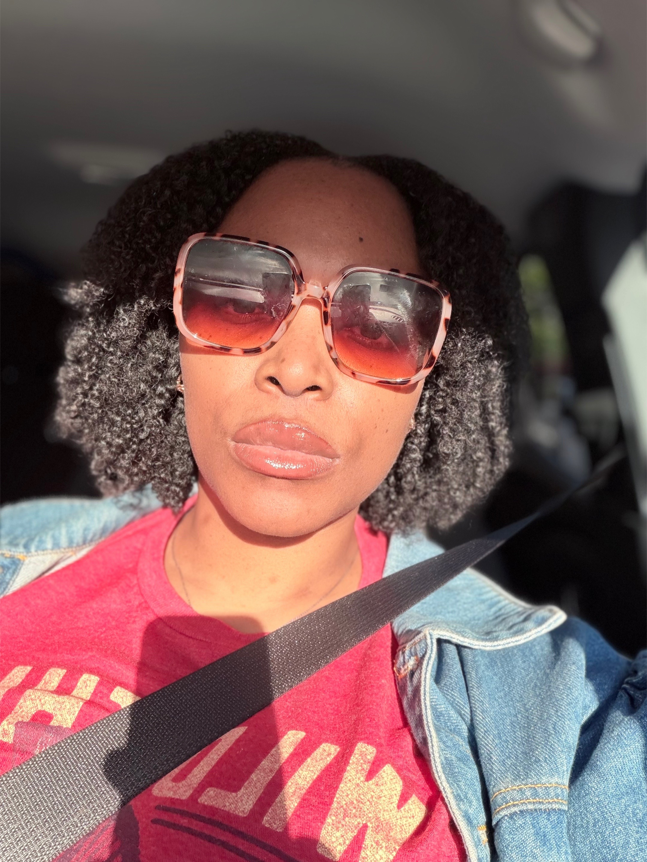 @amekia_lashae