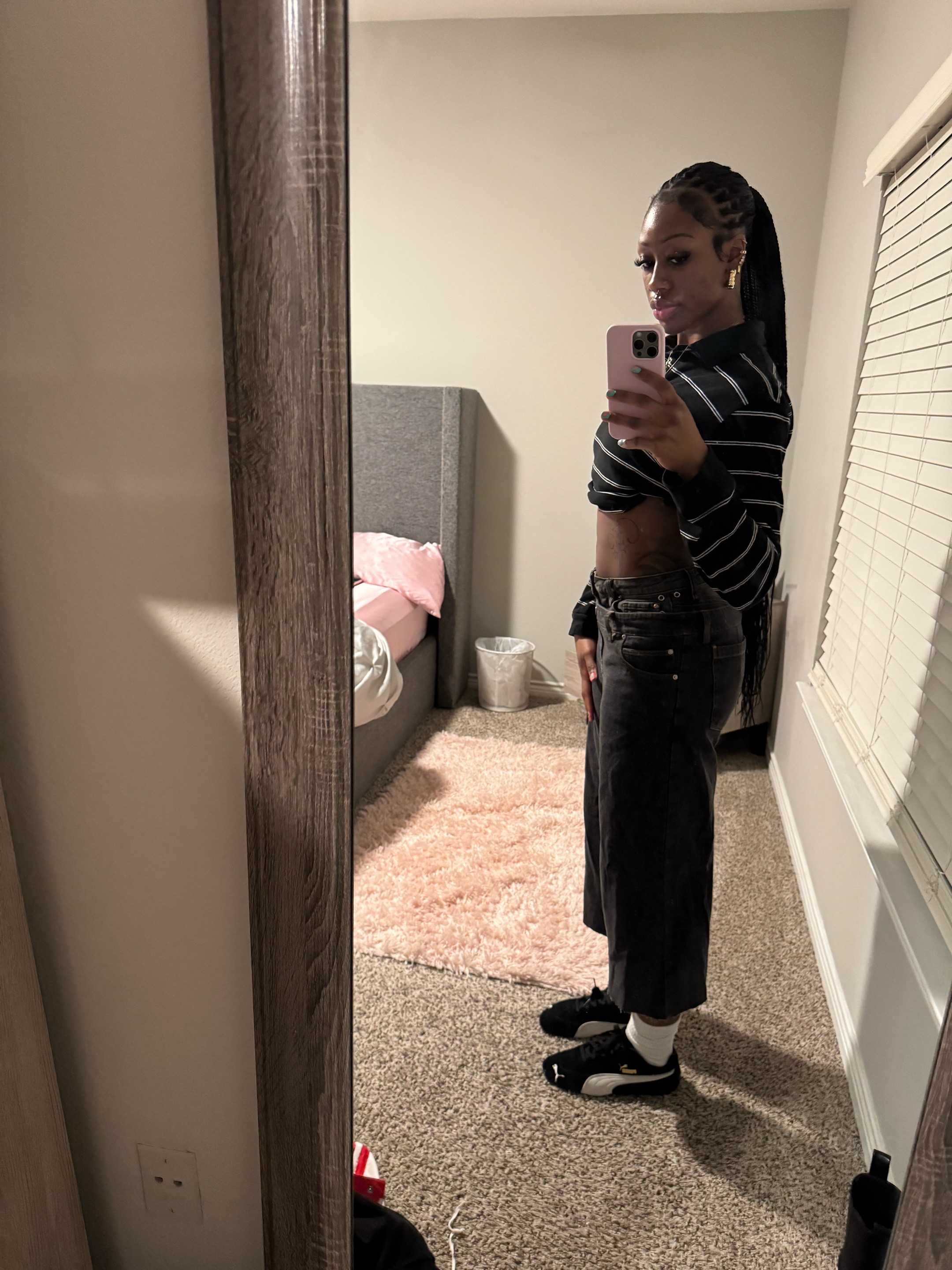 @whitnii