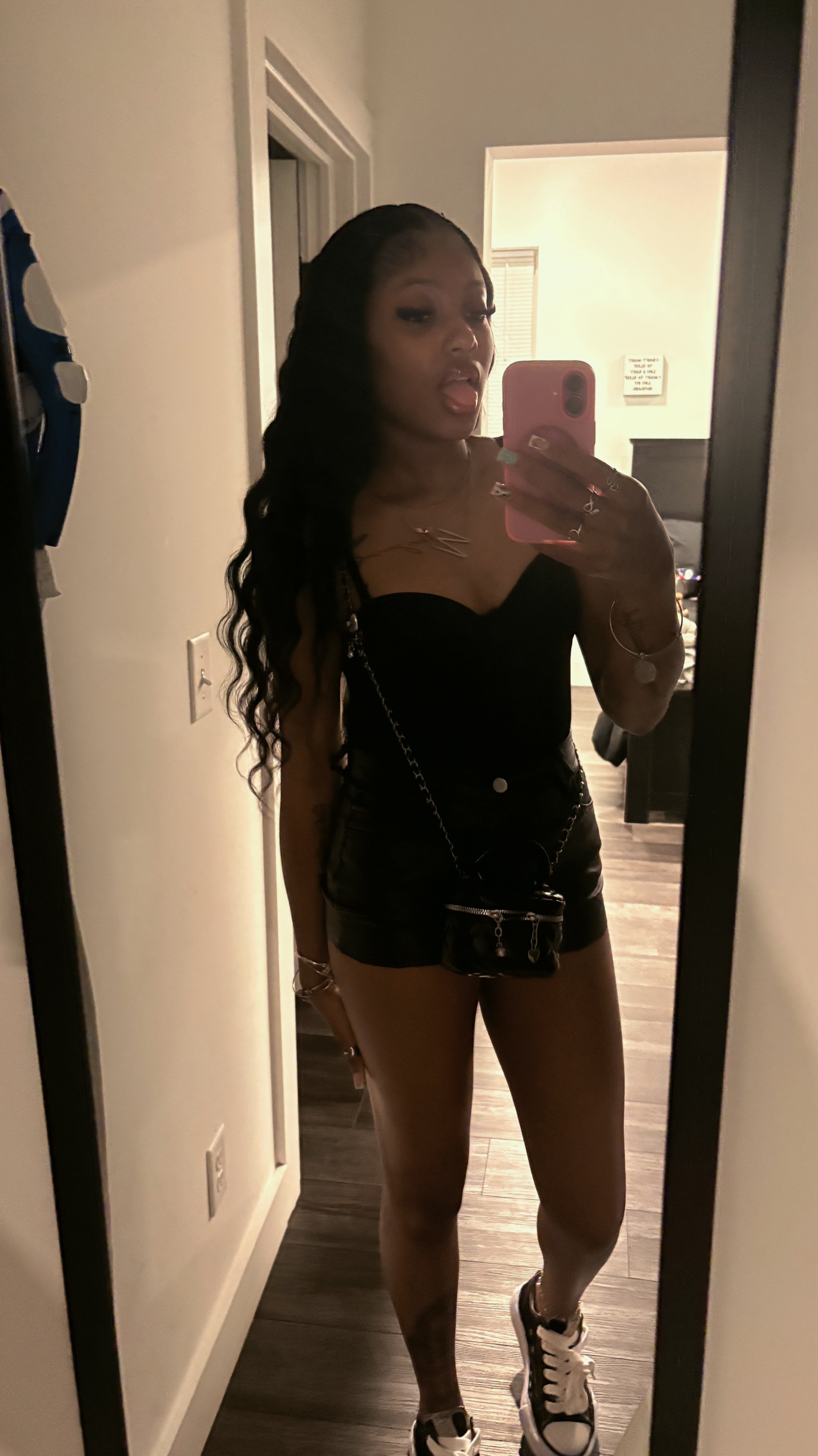 @kissmiass