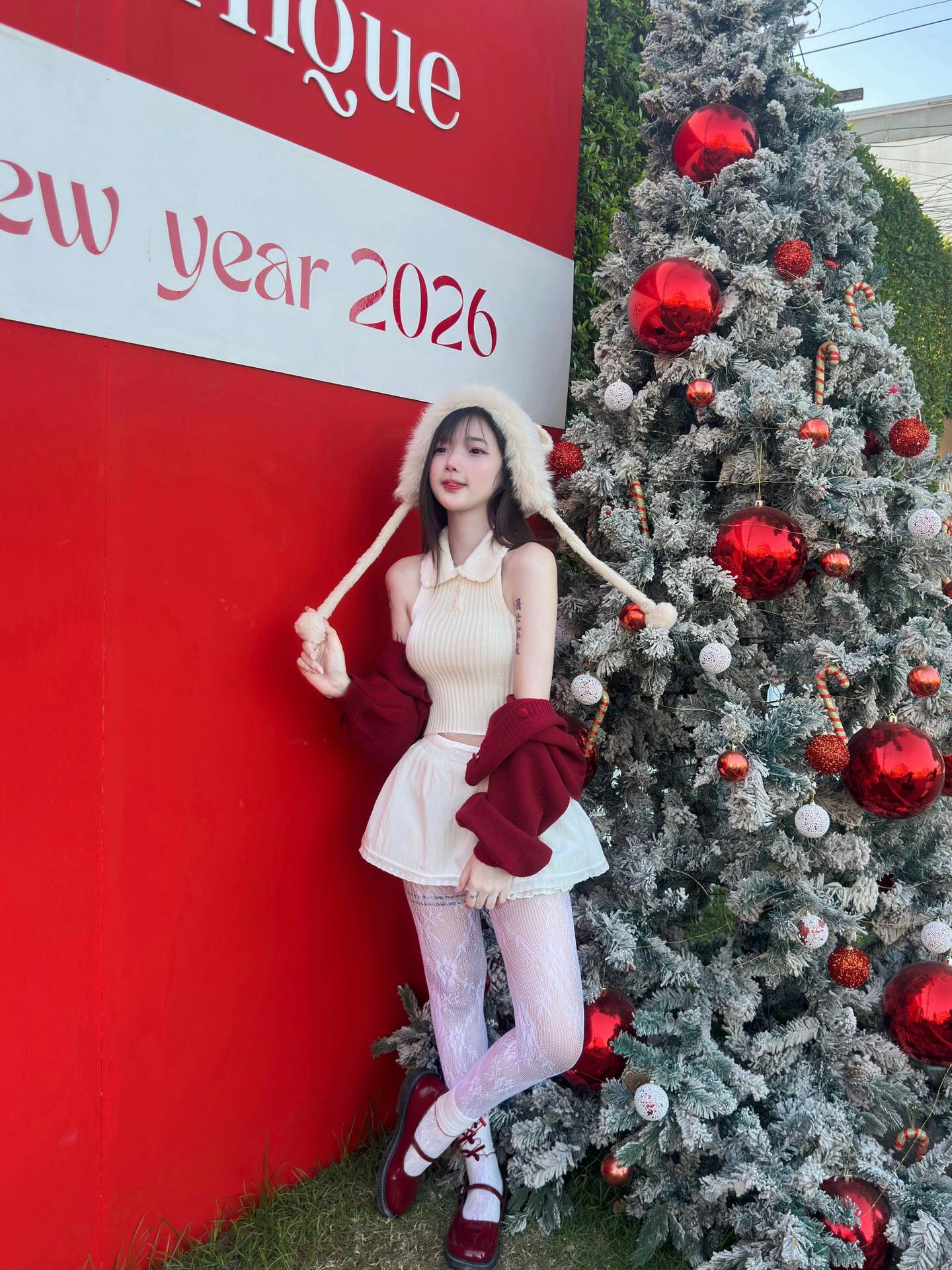 @Apisara