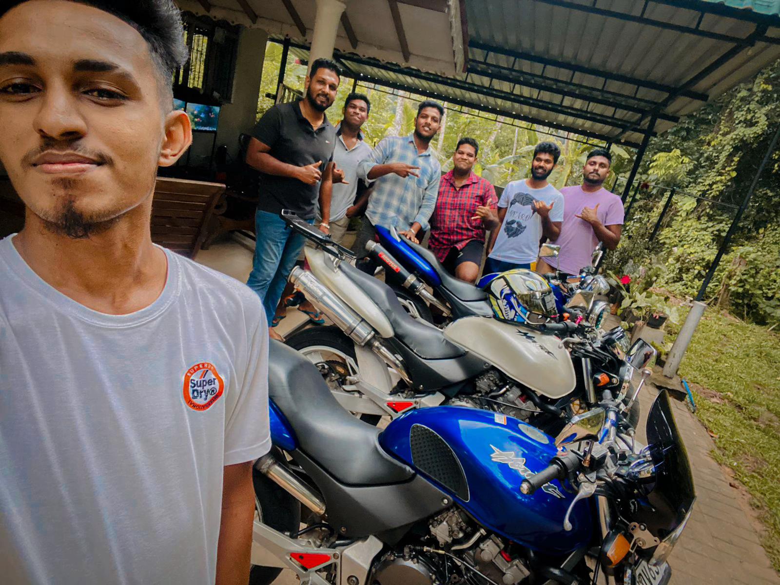 @Lᴀᴋsʜᴀɴ | 🇱🇰