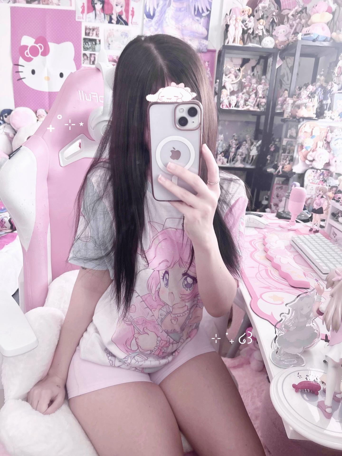 @cinna 𝜗𝜚