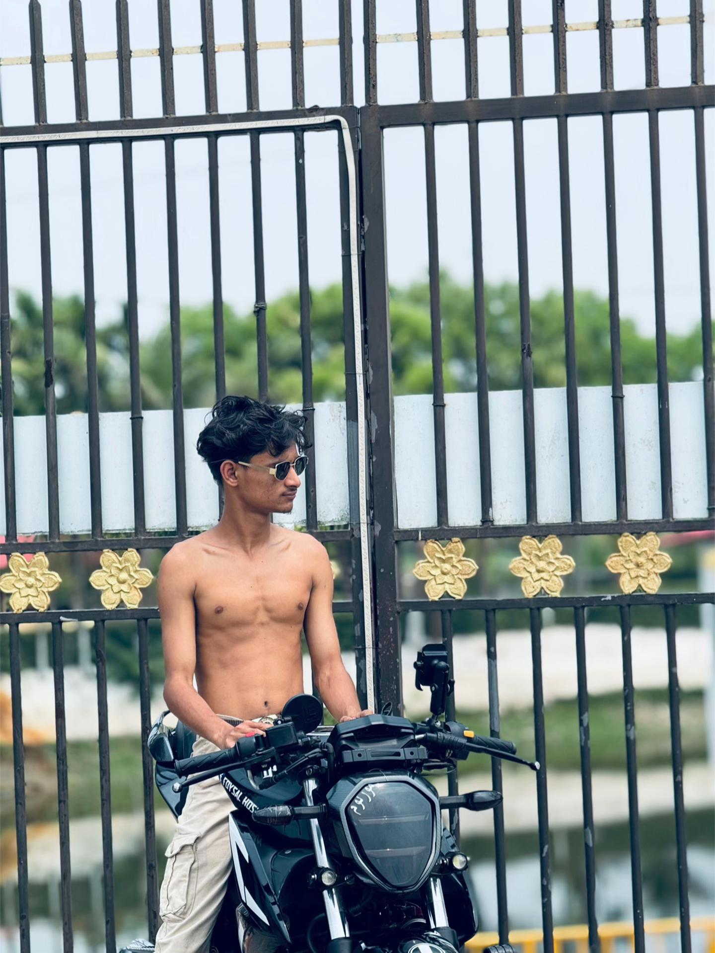 @🥀S U J A Y 777🥀