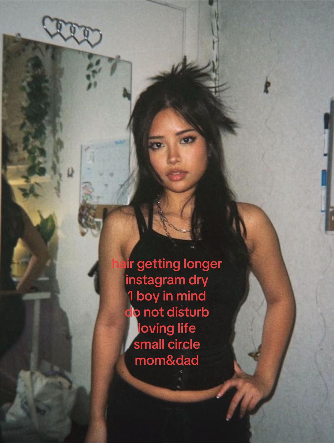 @Evelynnn_