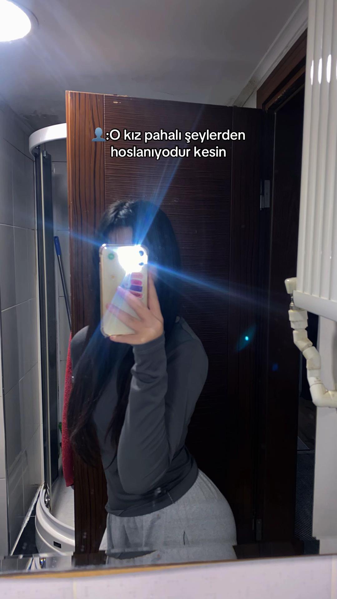 @CHERRY COLA🇹🇷