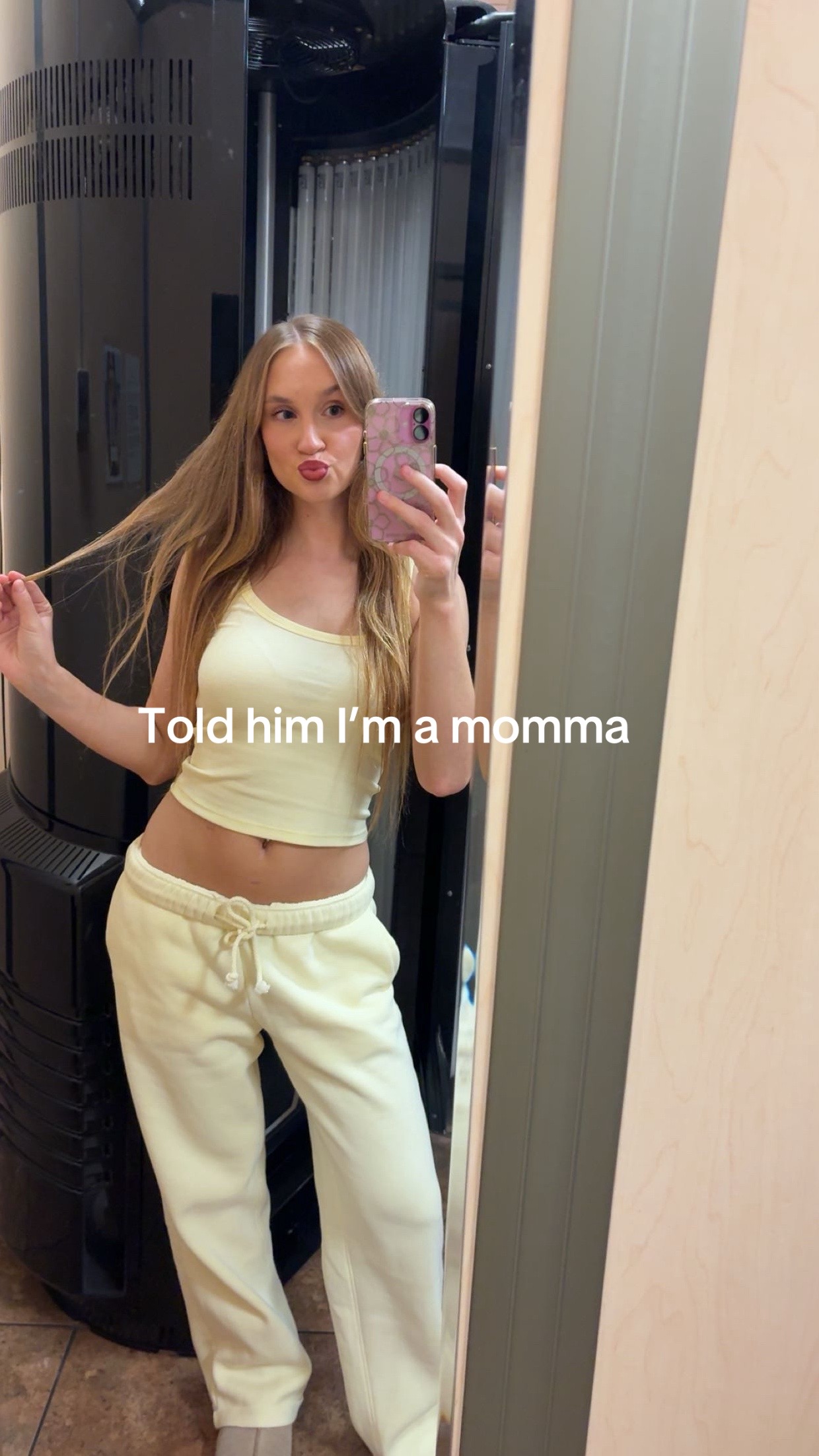 @Mia