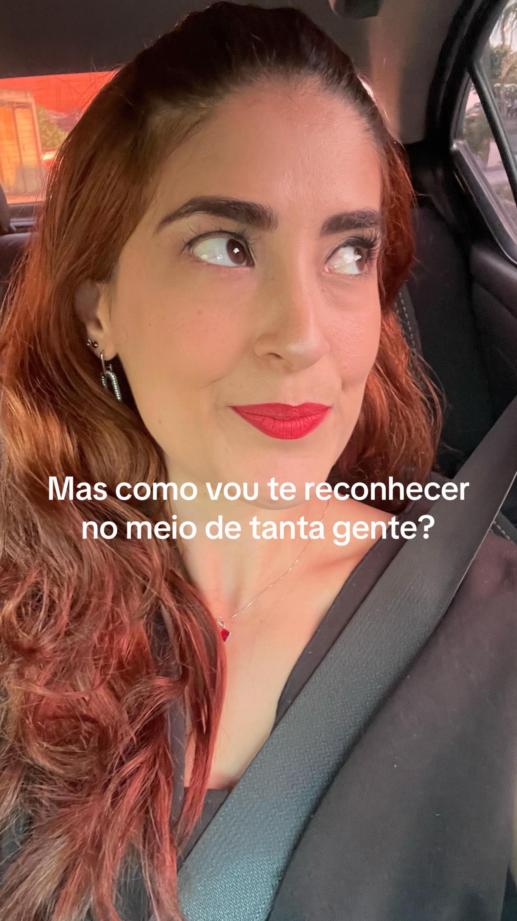 @Rebeca Escobar/ Prompts e mais