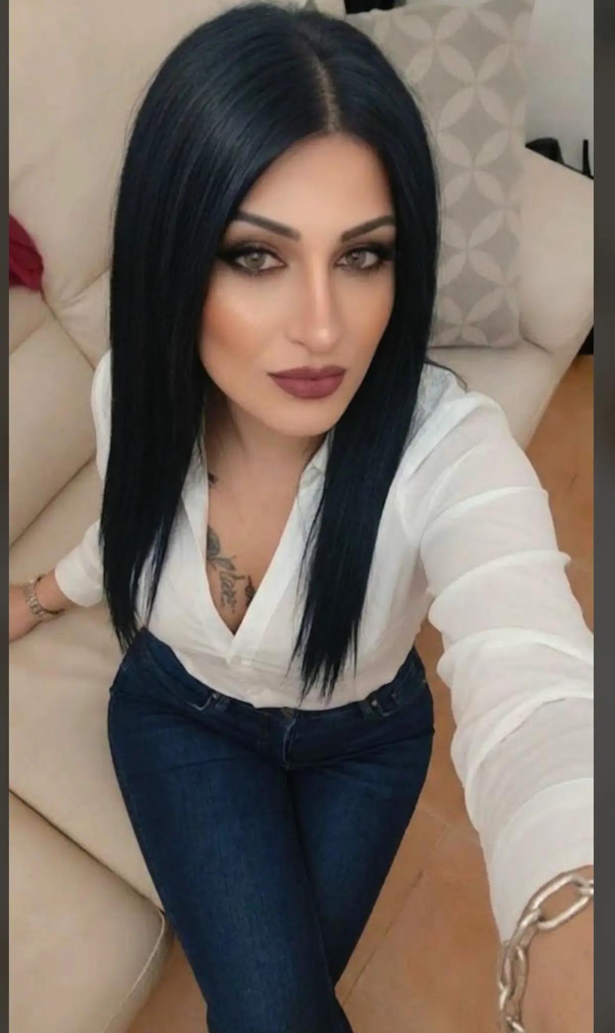@Daniela Aurora