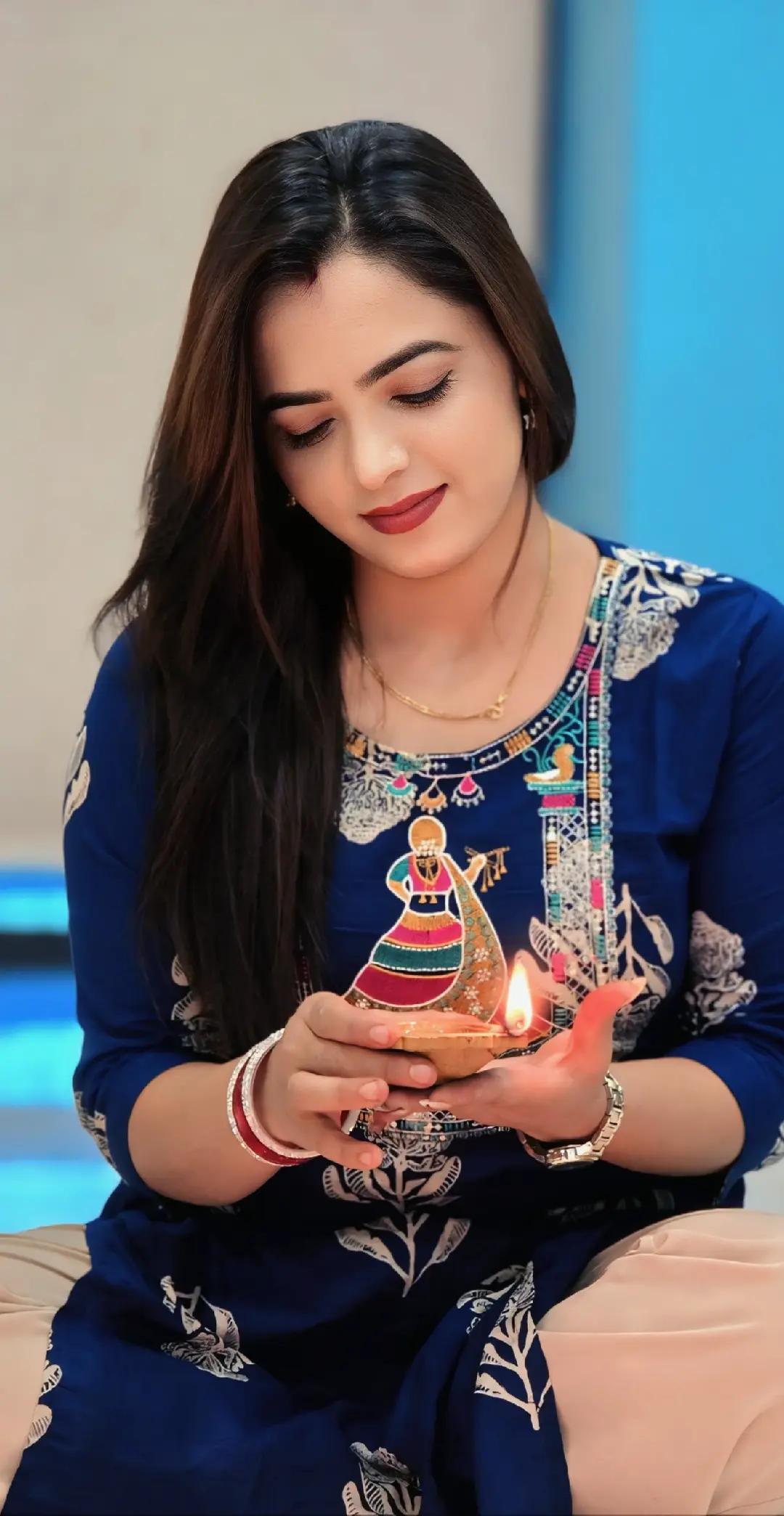 @Lalitaoli