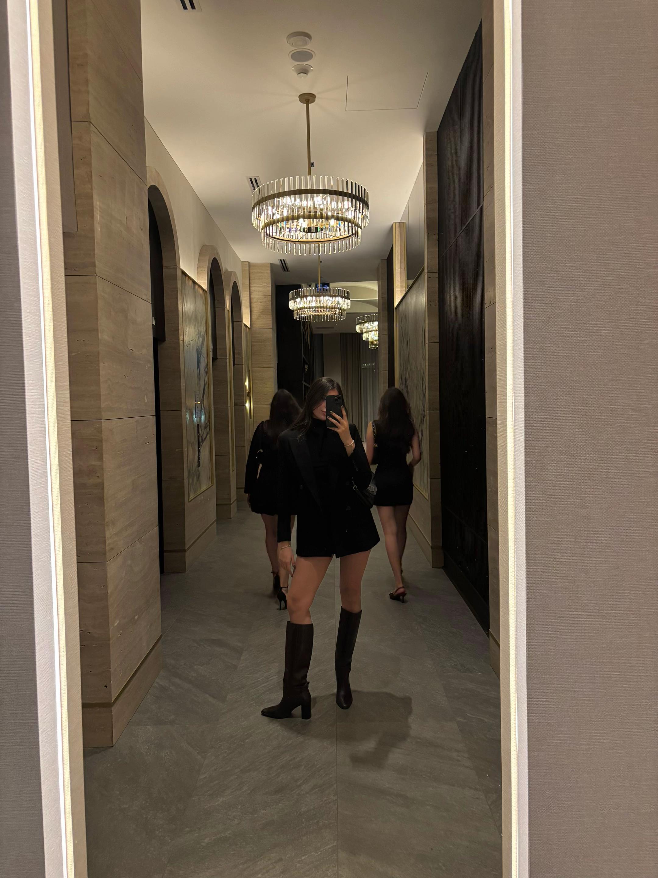 @ℳ