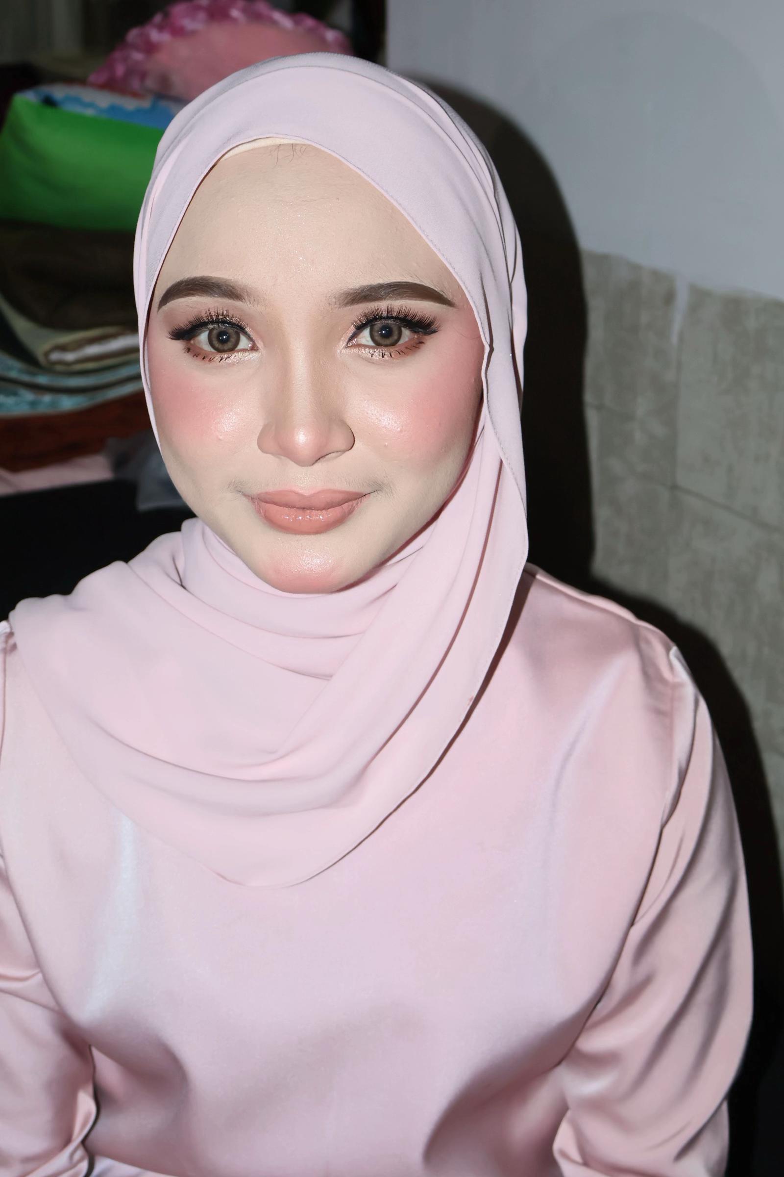 @maaezcosmetics
