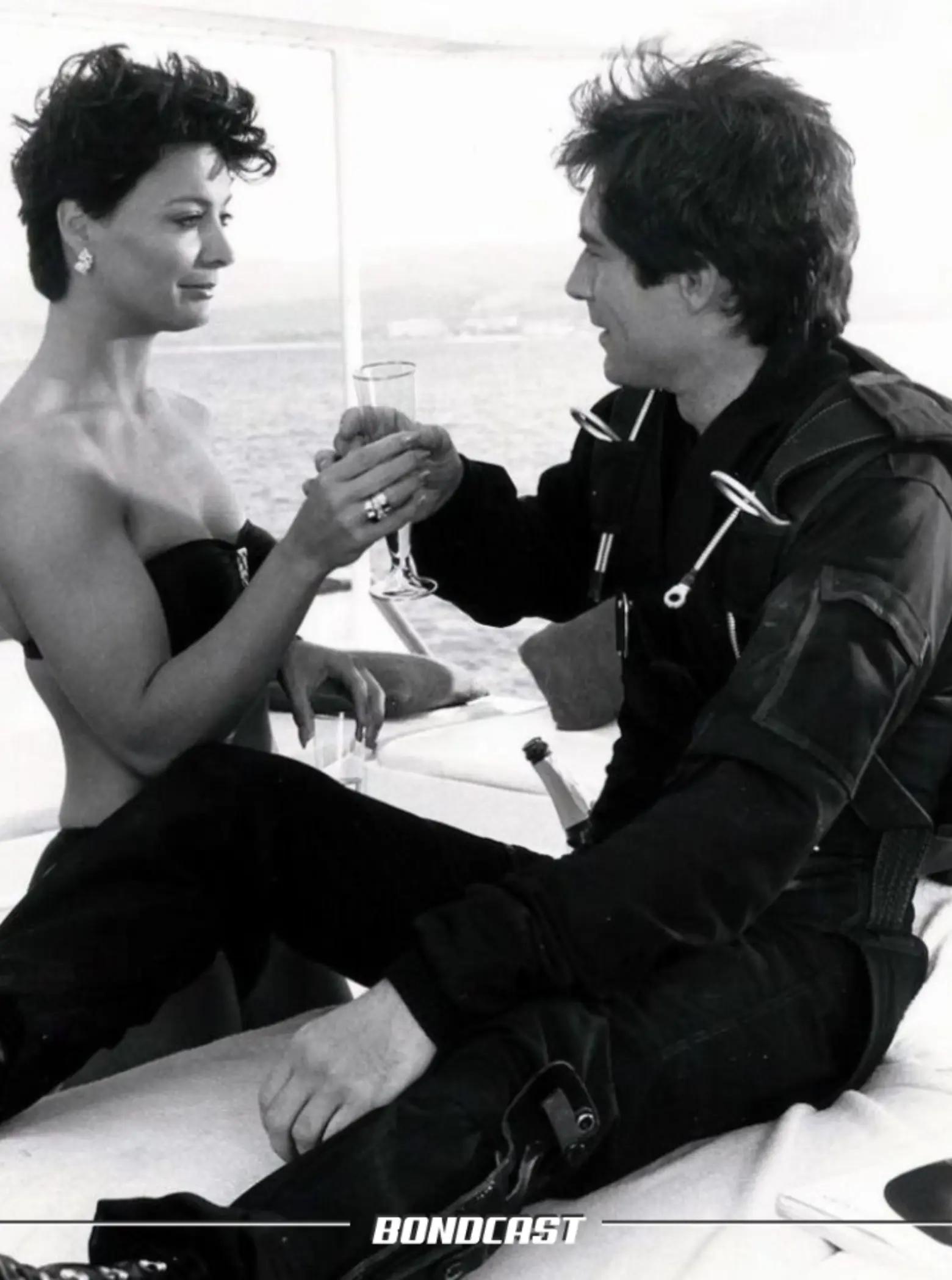 @Bondcast Brasil