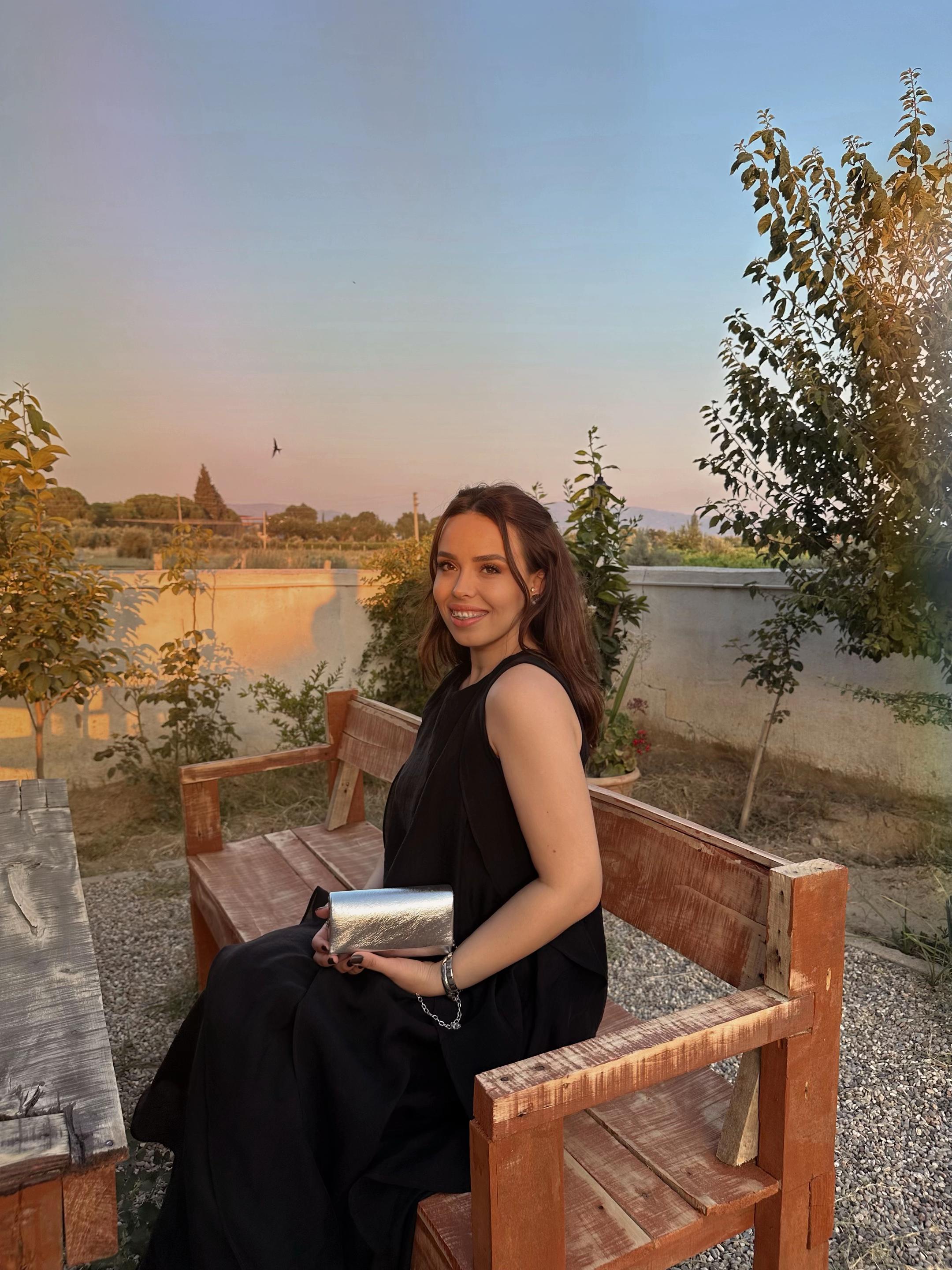 @Büşra