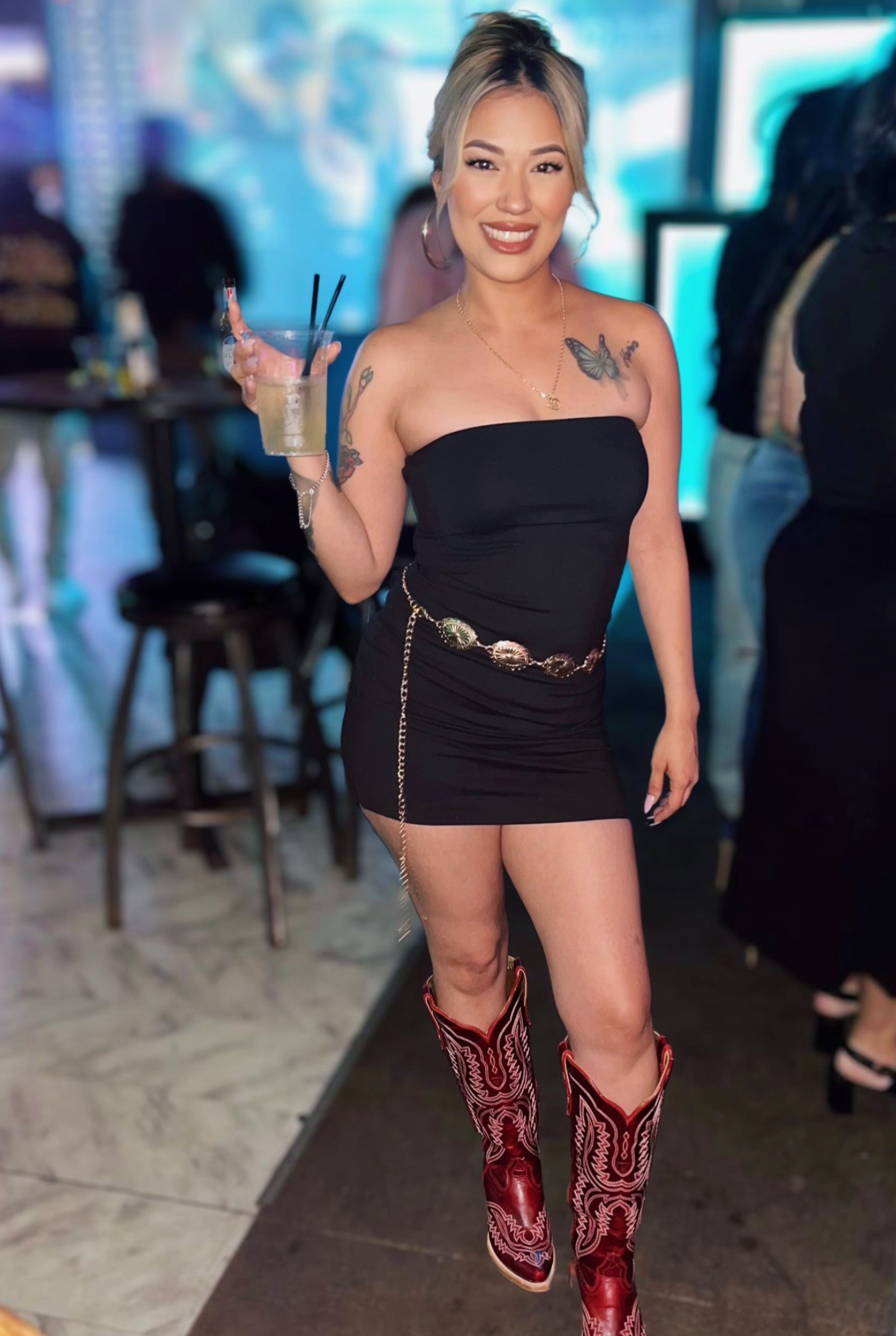 @Ivy Noelle ๐