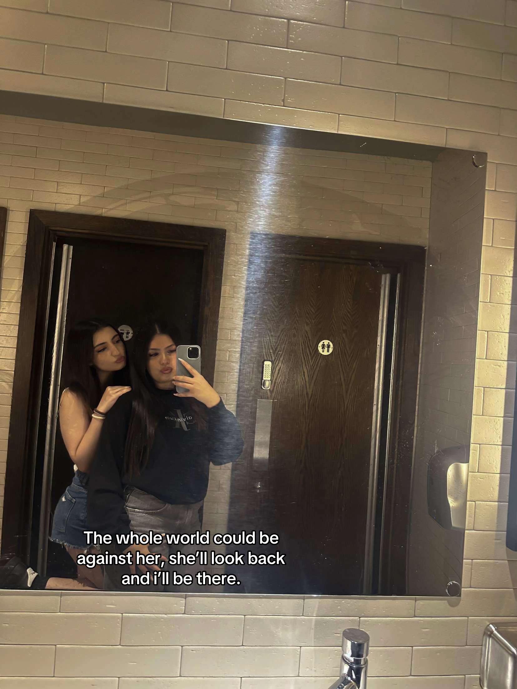 @𝓜𝓮𝓿𝓪