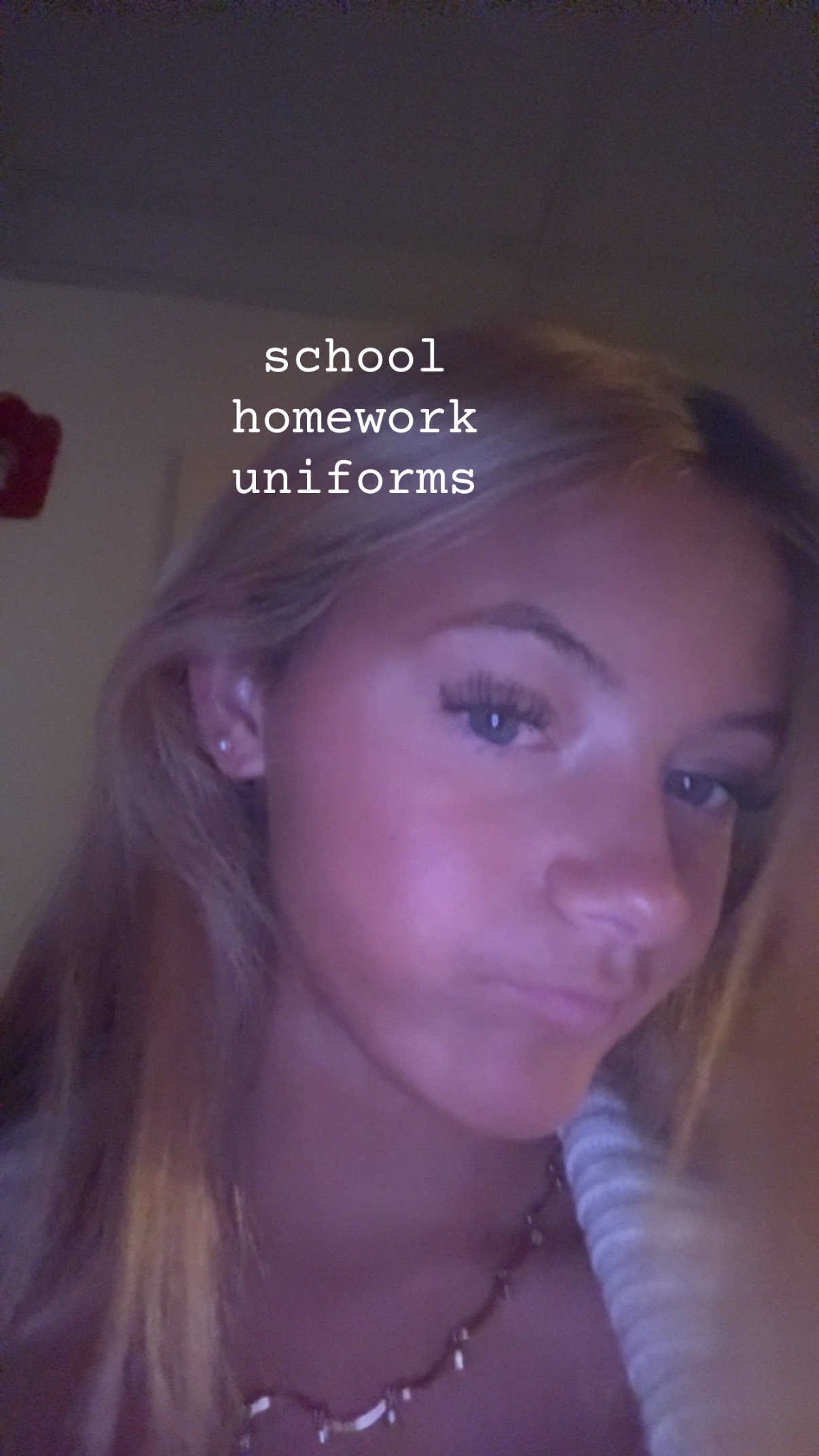 @??