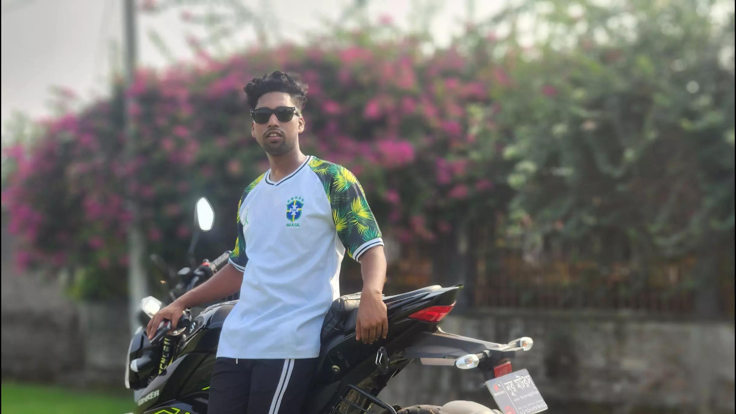 @꧁༒☬PaRvez😊☬༒꧂ দিনাজপুরের ছেলে