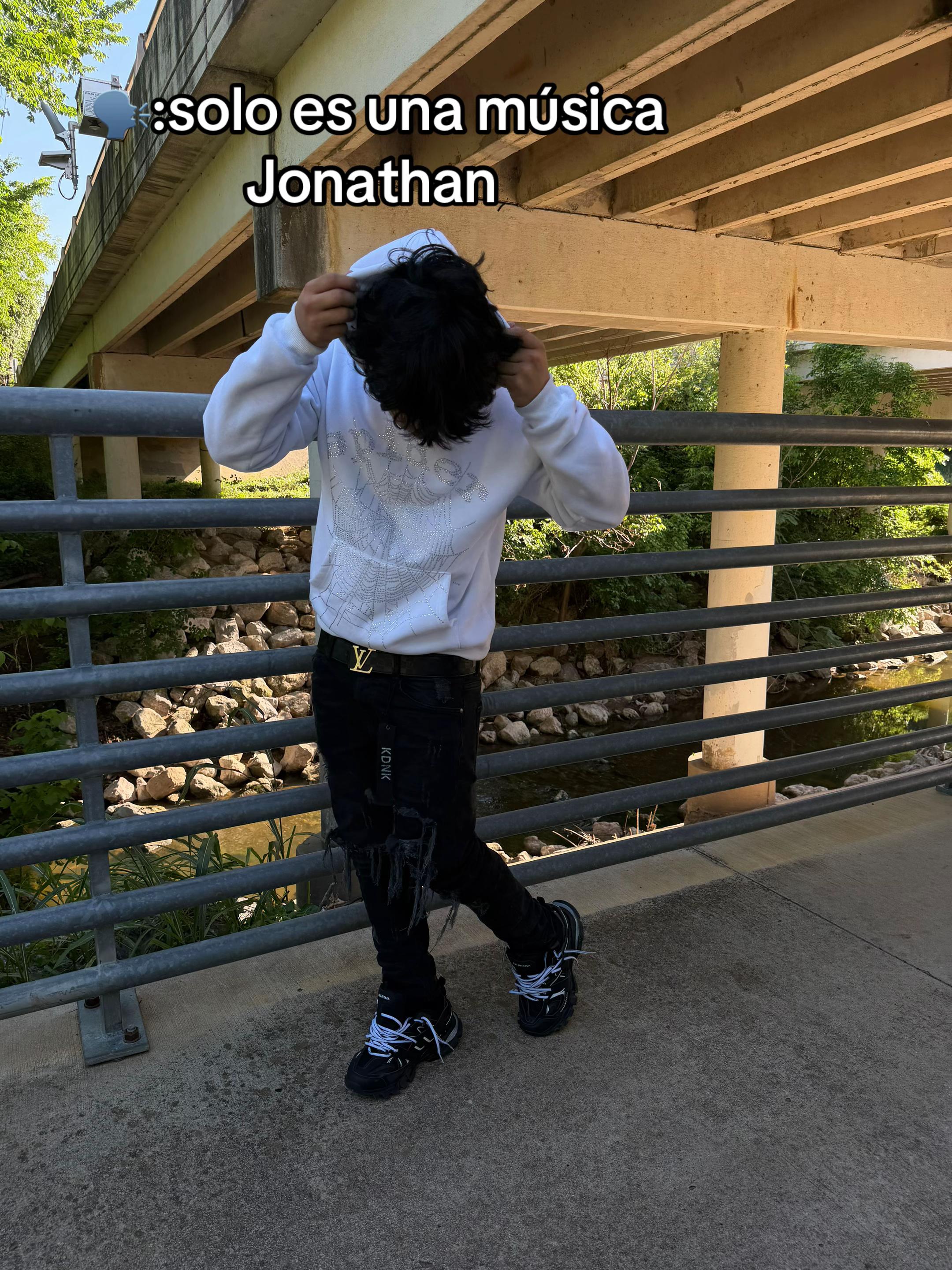 @itz.jonxt