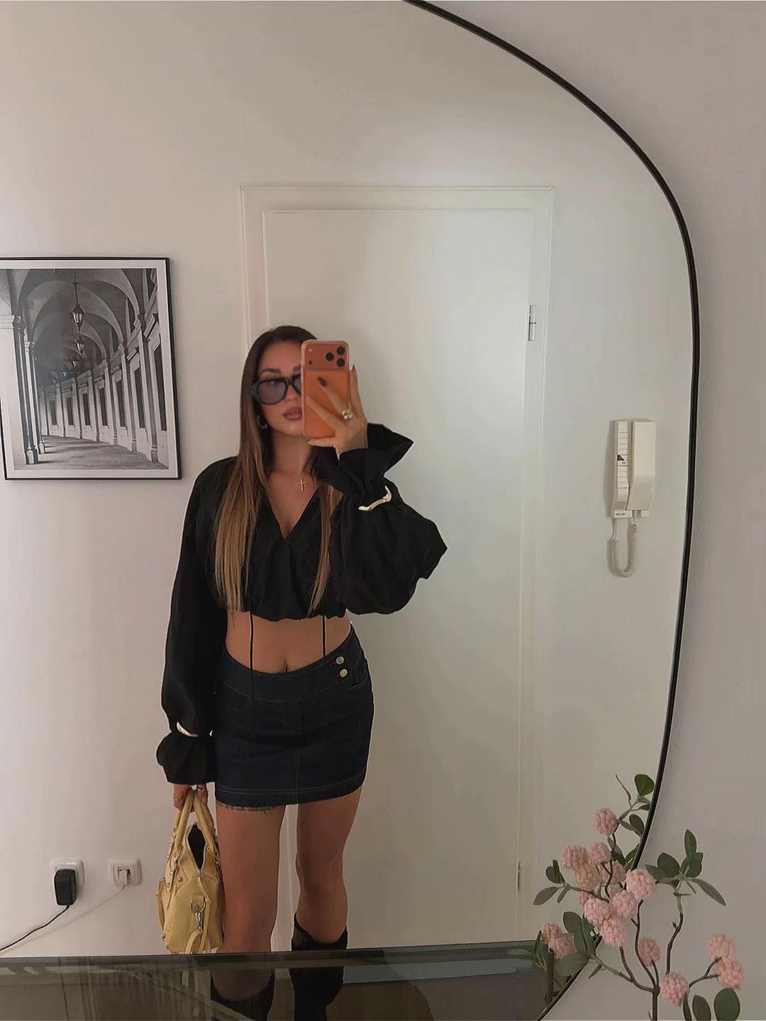 @Christina_Taissa🍒