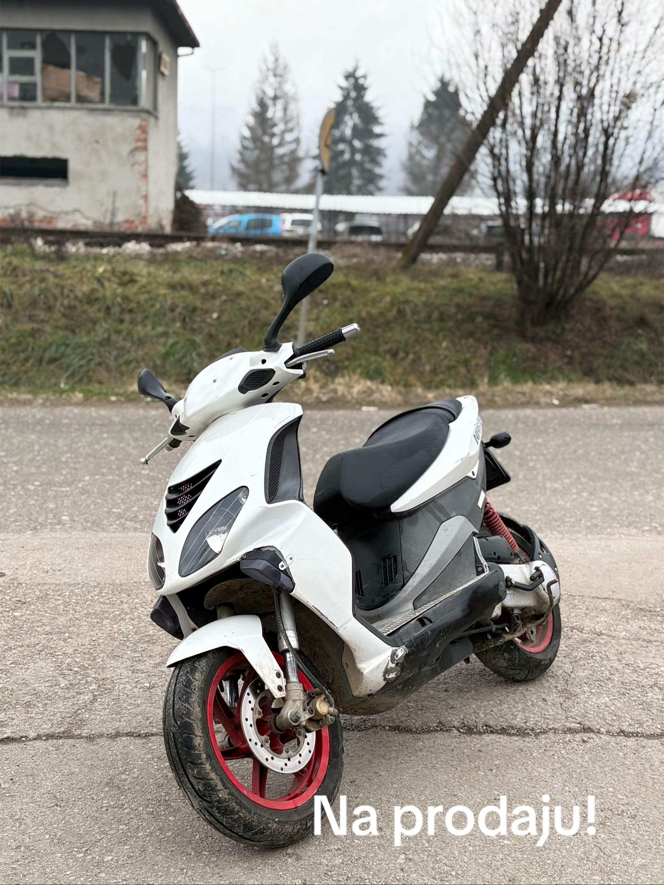 @Miksa