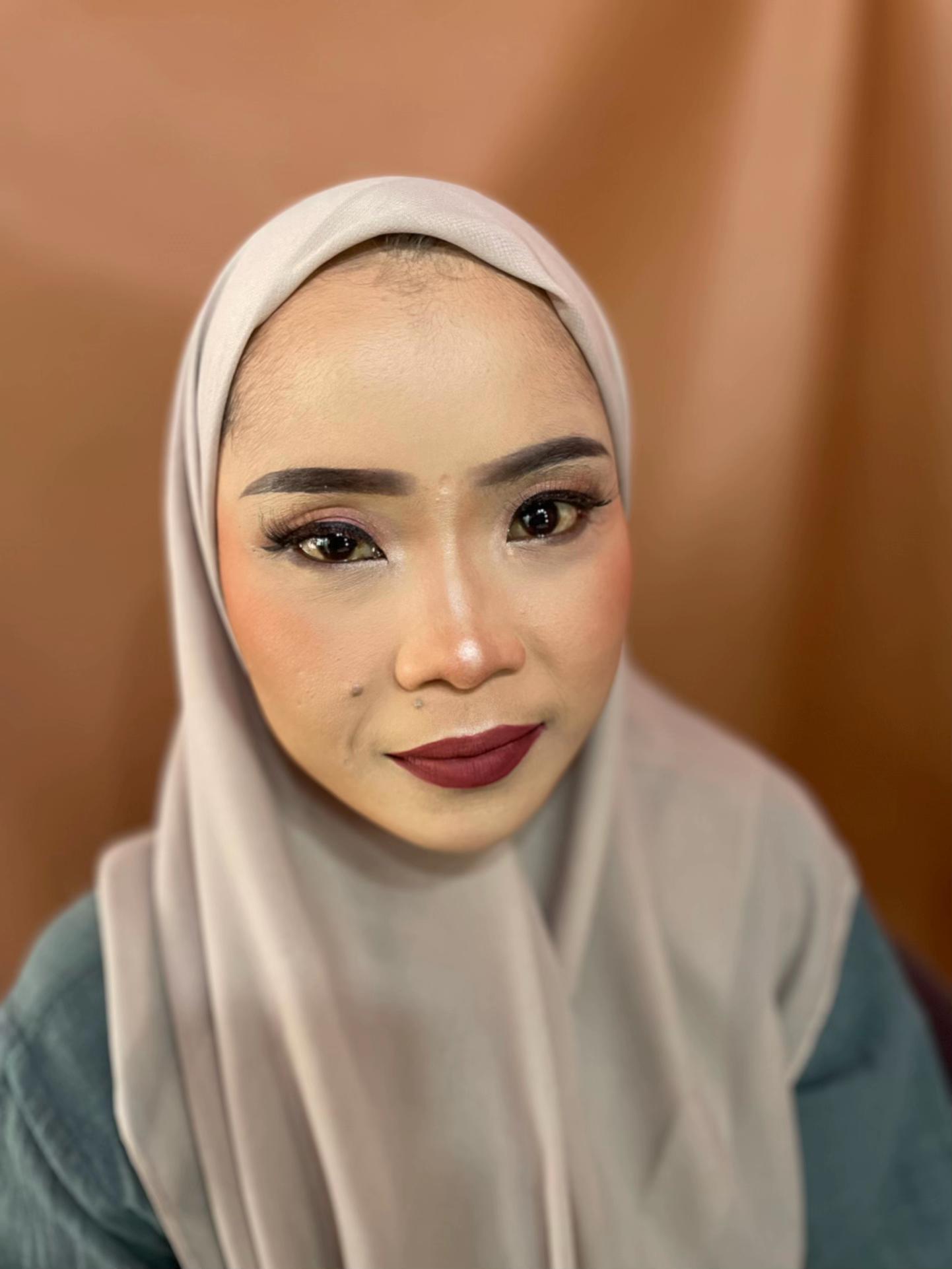 @RiriDhea Mua