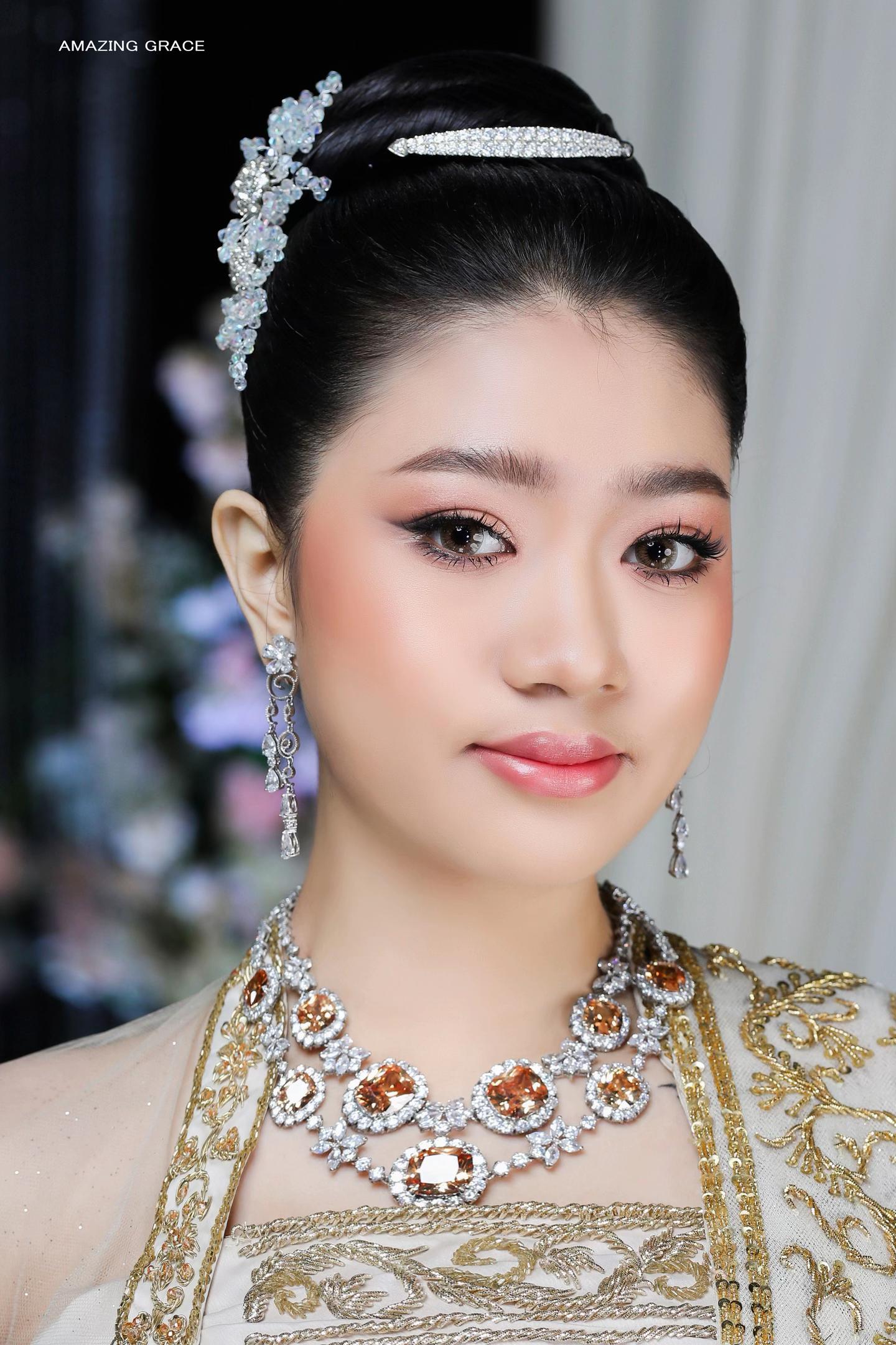 @MUA Shoon Lai Yi🦋