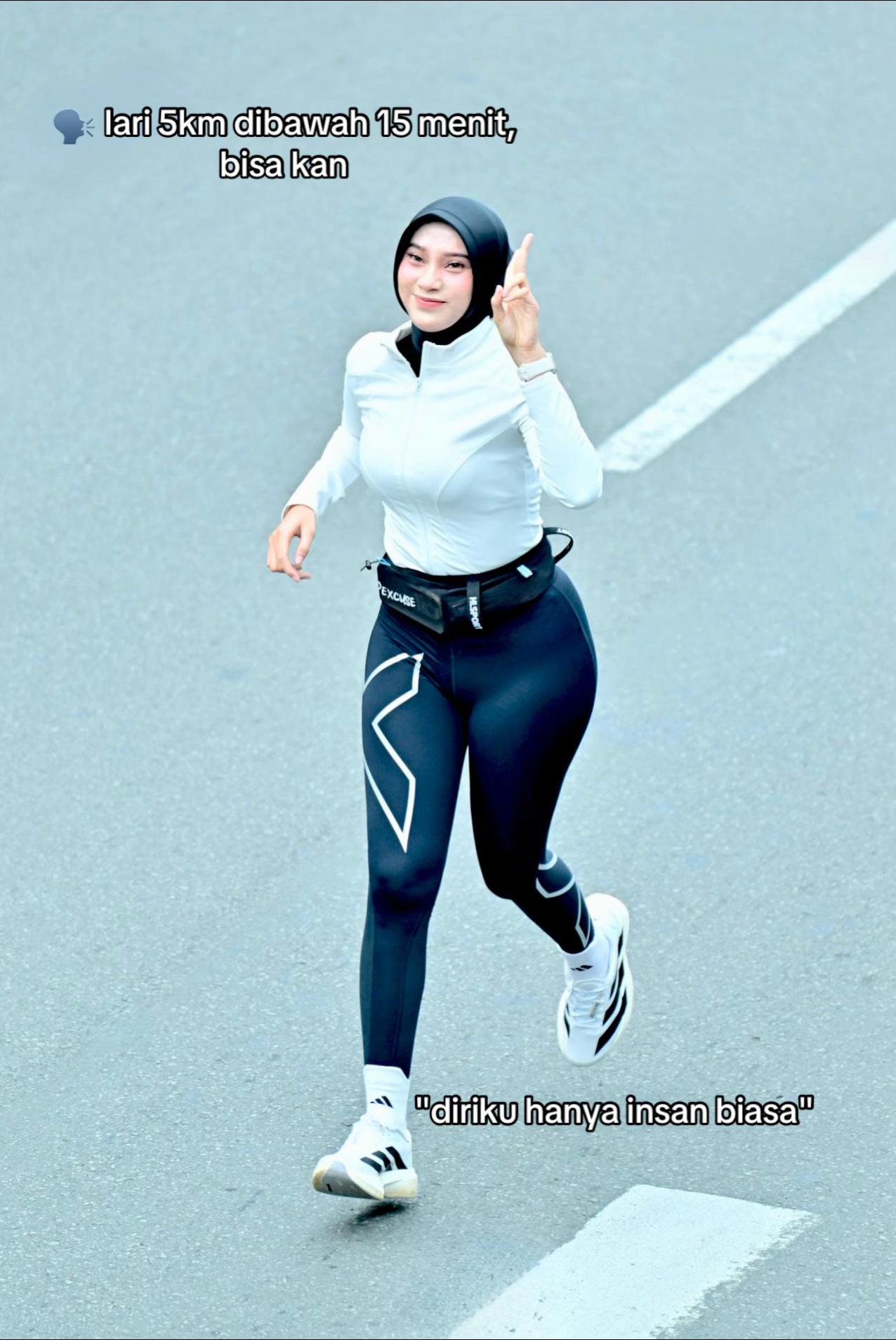@weninurcahyaaᥫ᭡