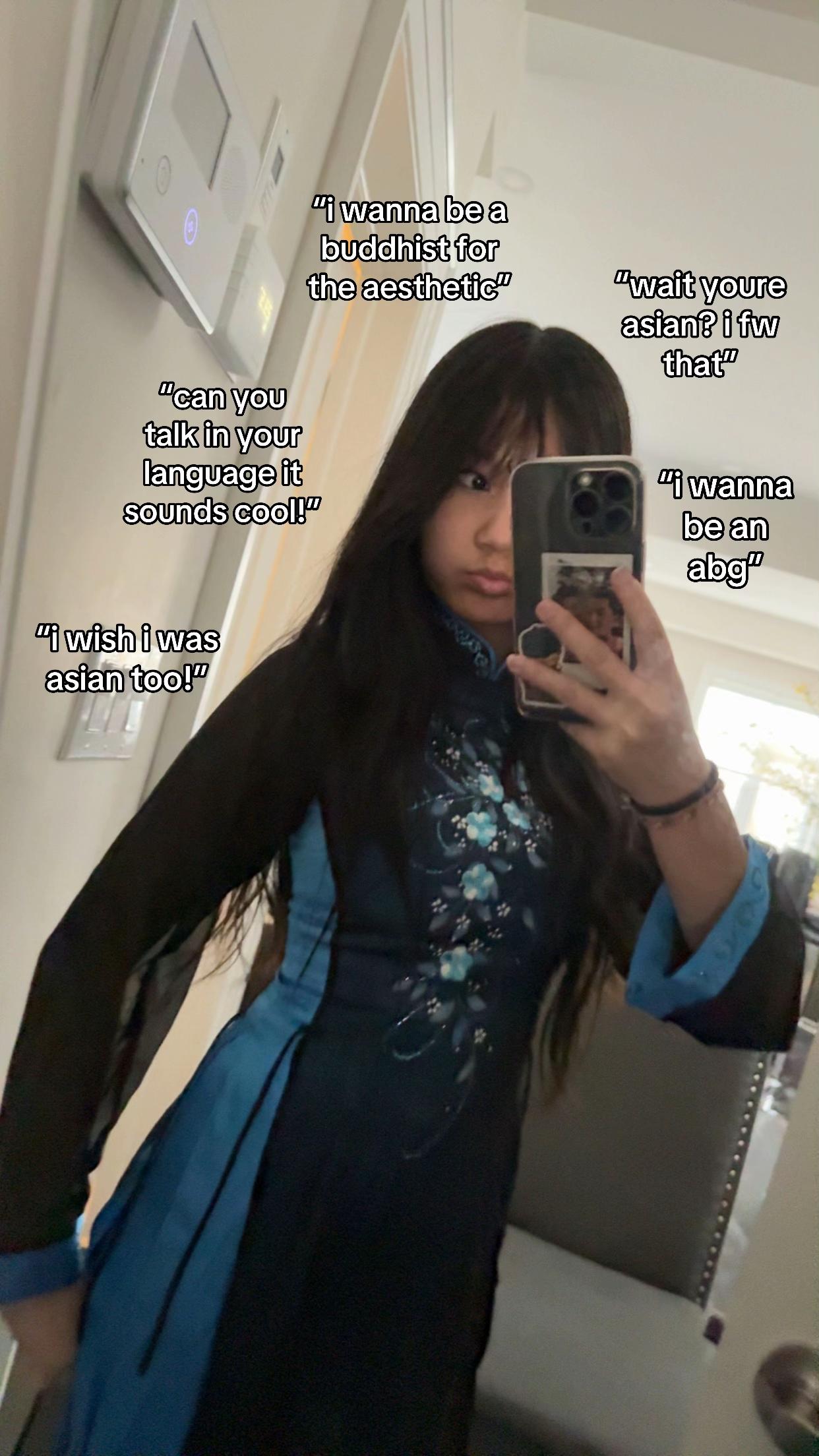 @⚜️