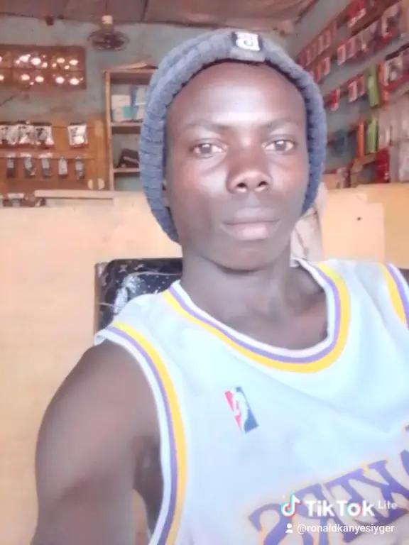 @kanyesiyge. ronald