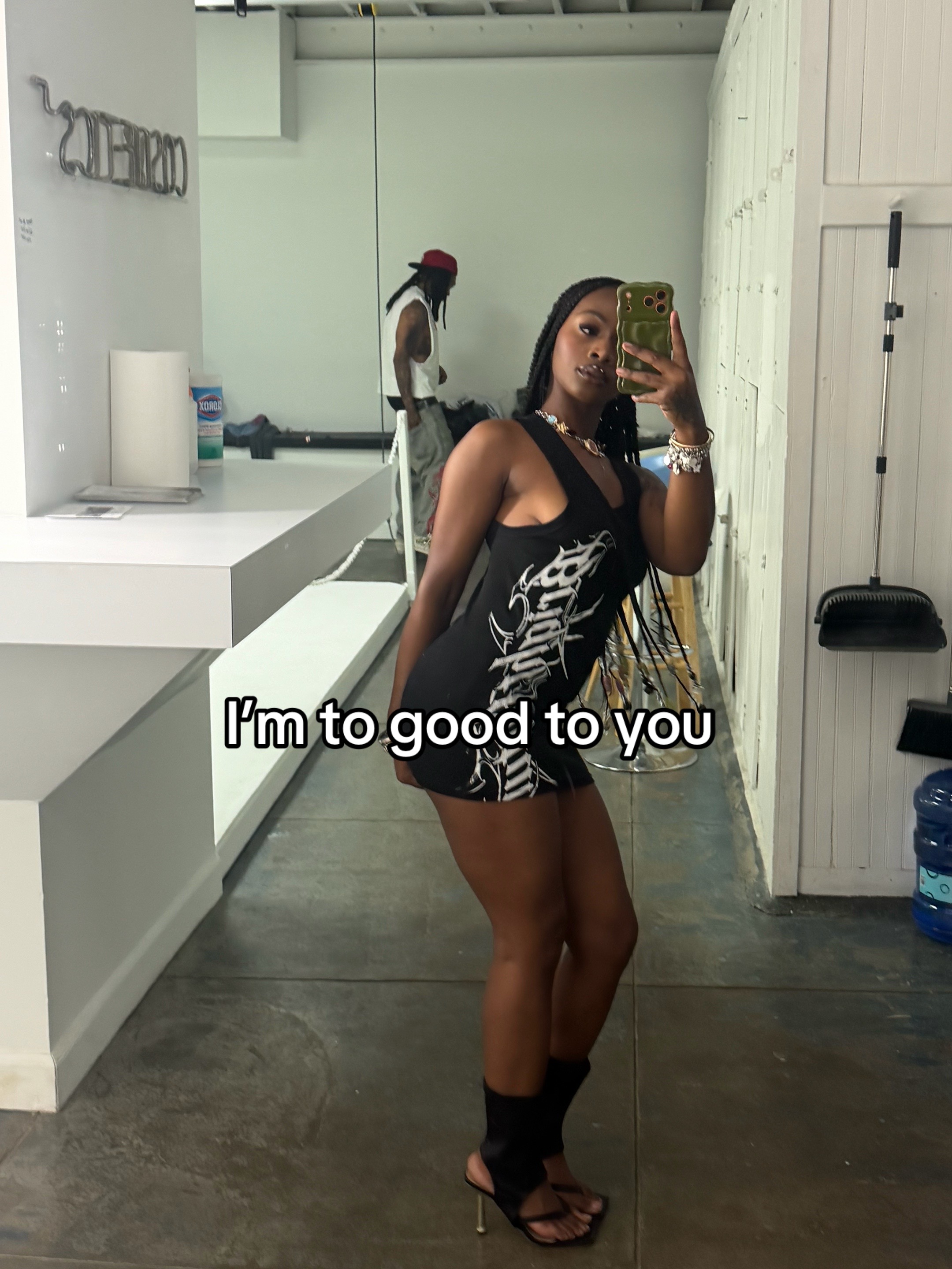@MISS DIME😙