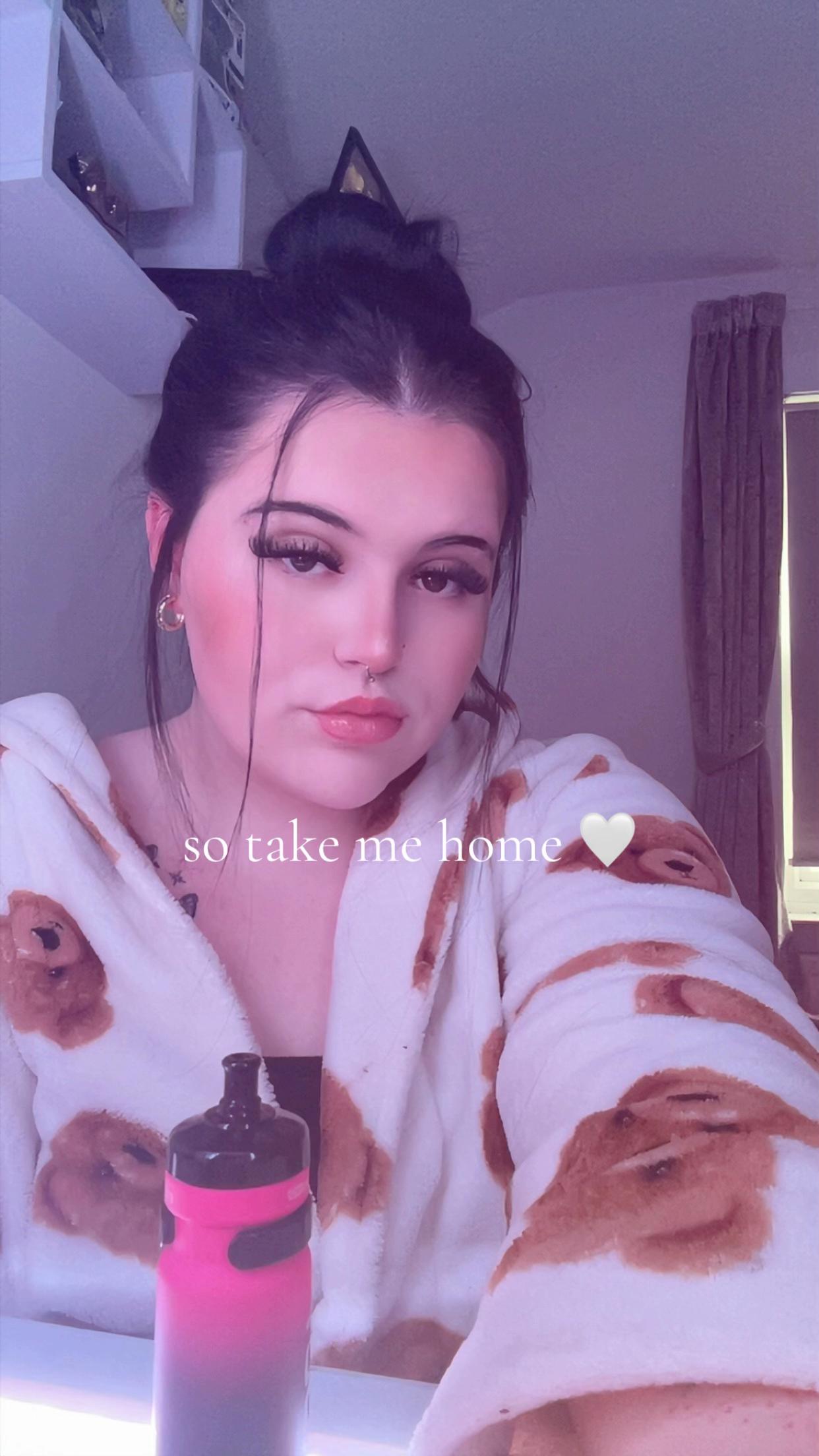 @Kaci🌺