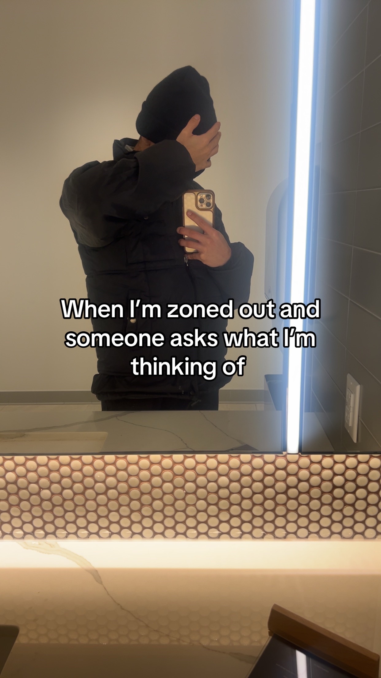 @zoomeez_