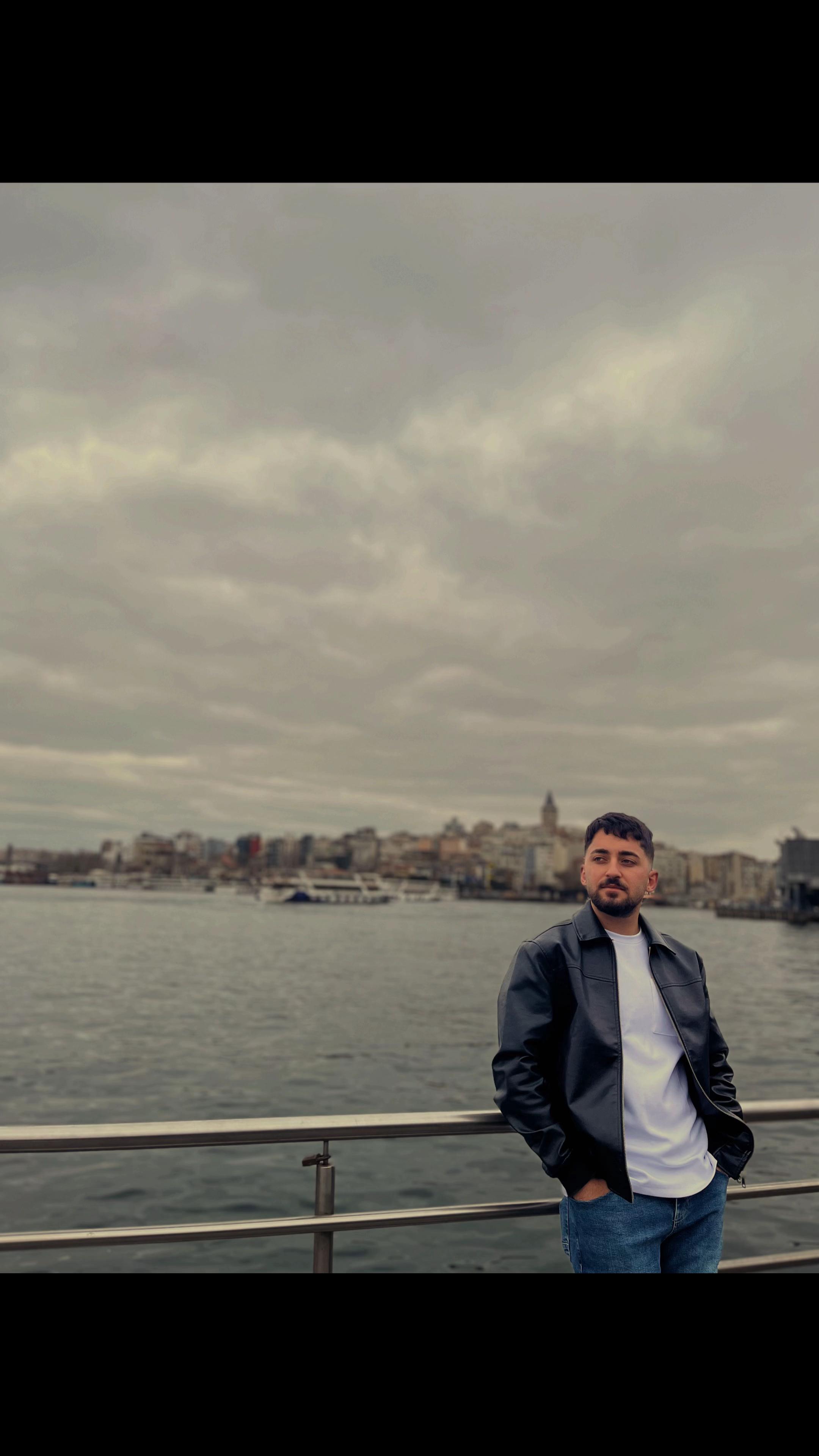 @Mustafa Şakar ☀️
