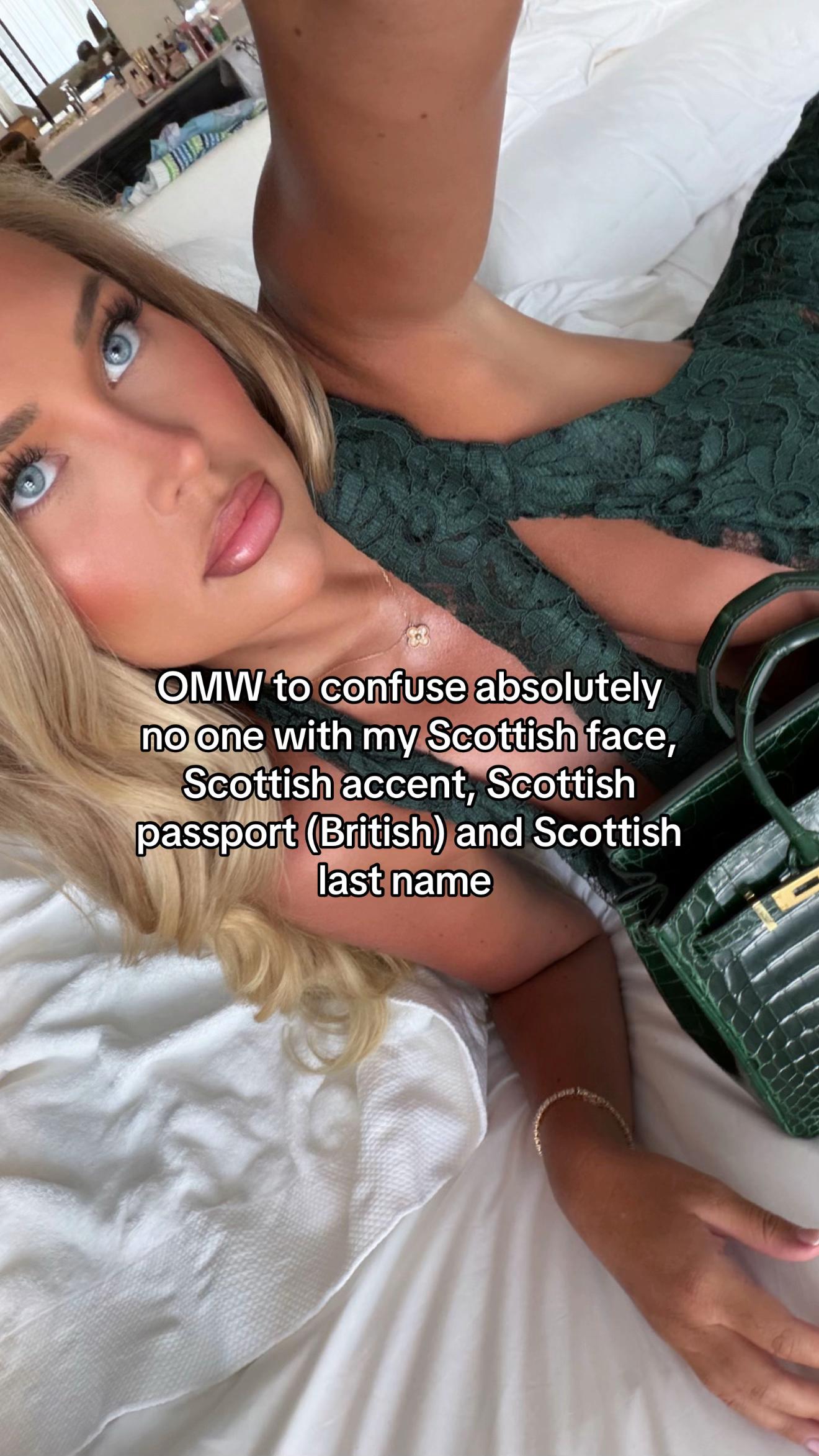 @Sophieeoneill
