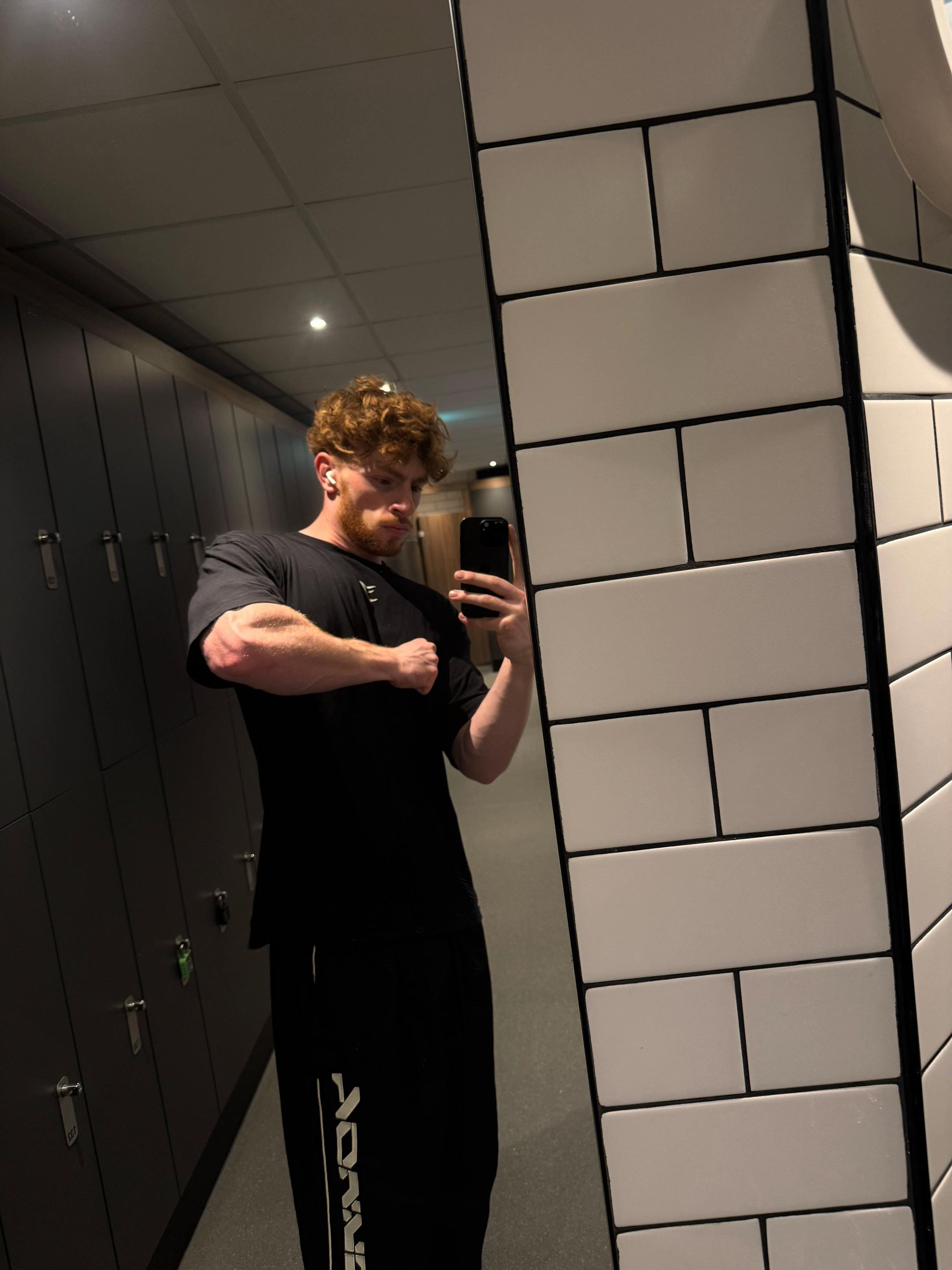 @MIKKEL