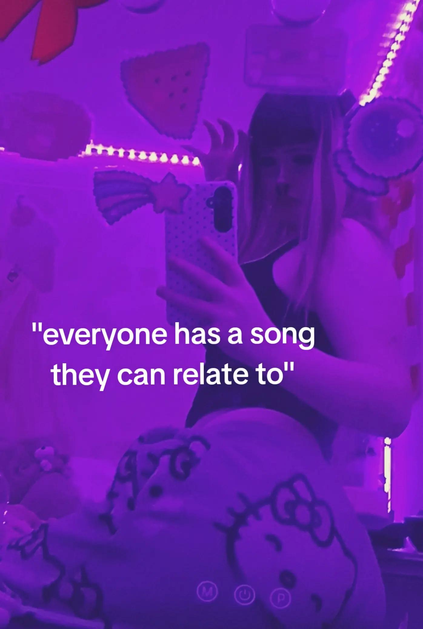 @bee 🧟♀️