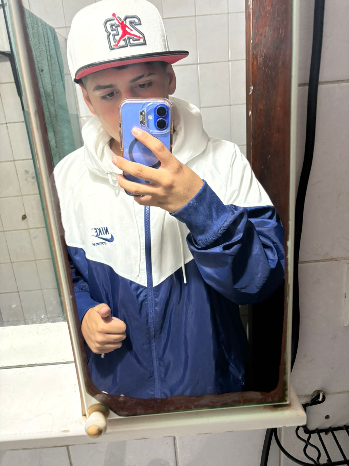 @Lucass.1974