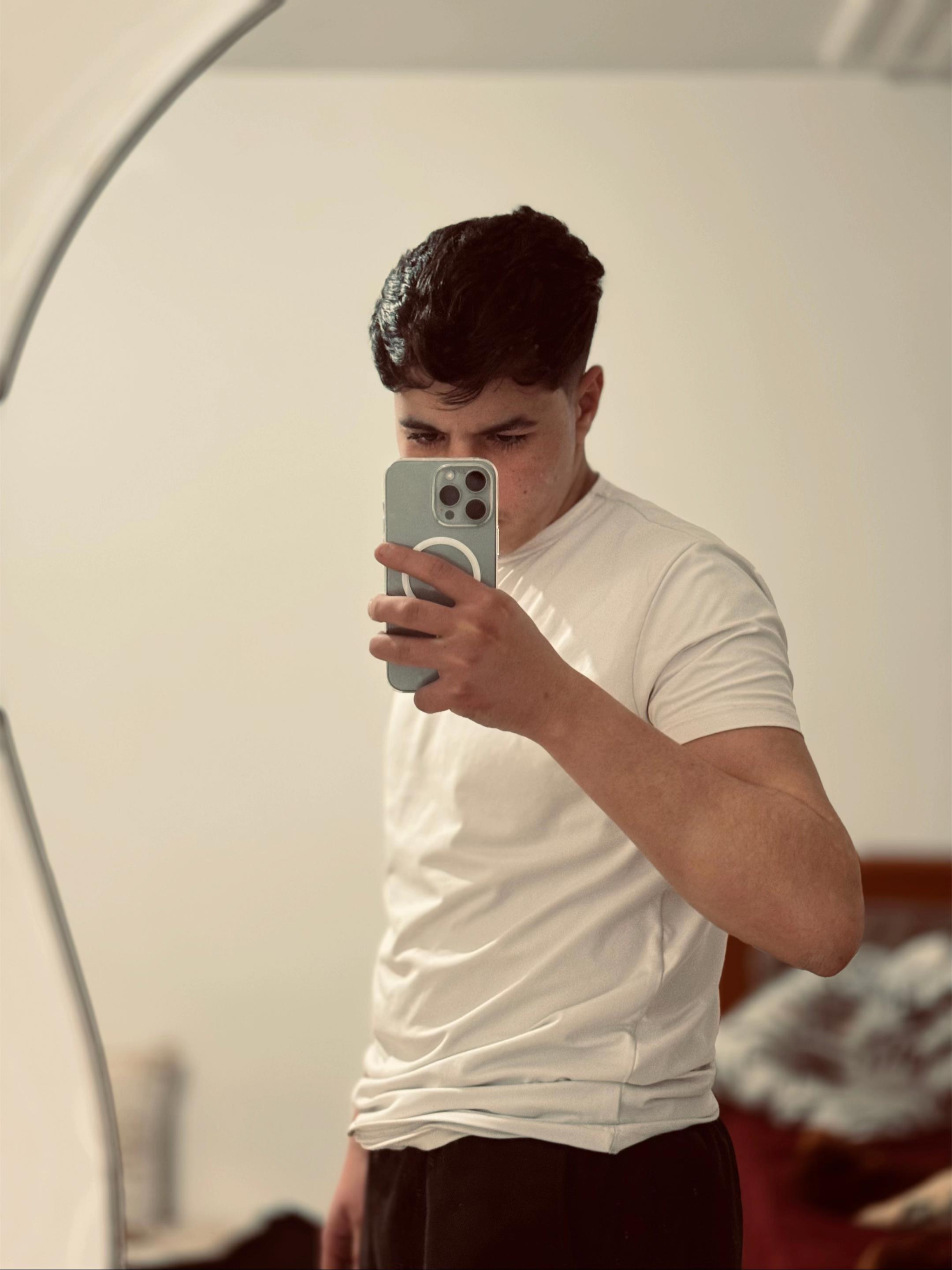 @𝐁 𝐑 𝐈 𝐅𝐅
