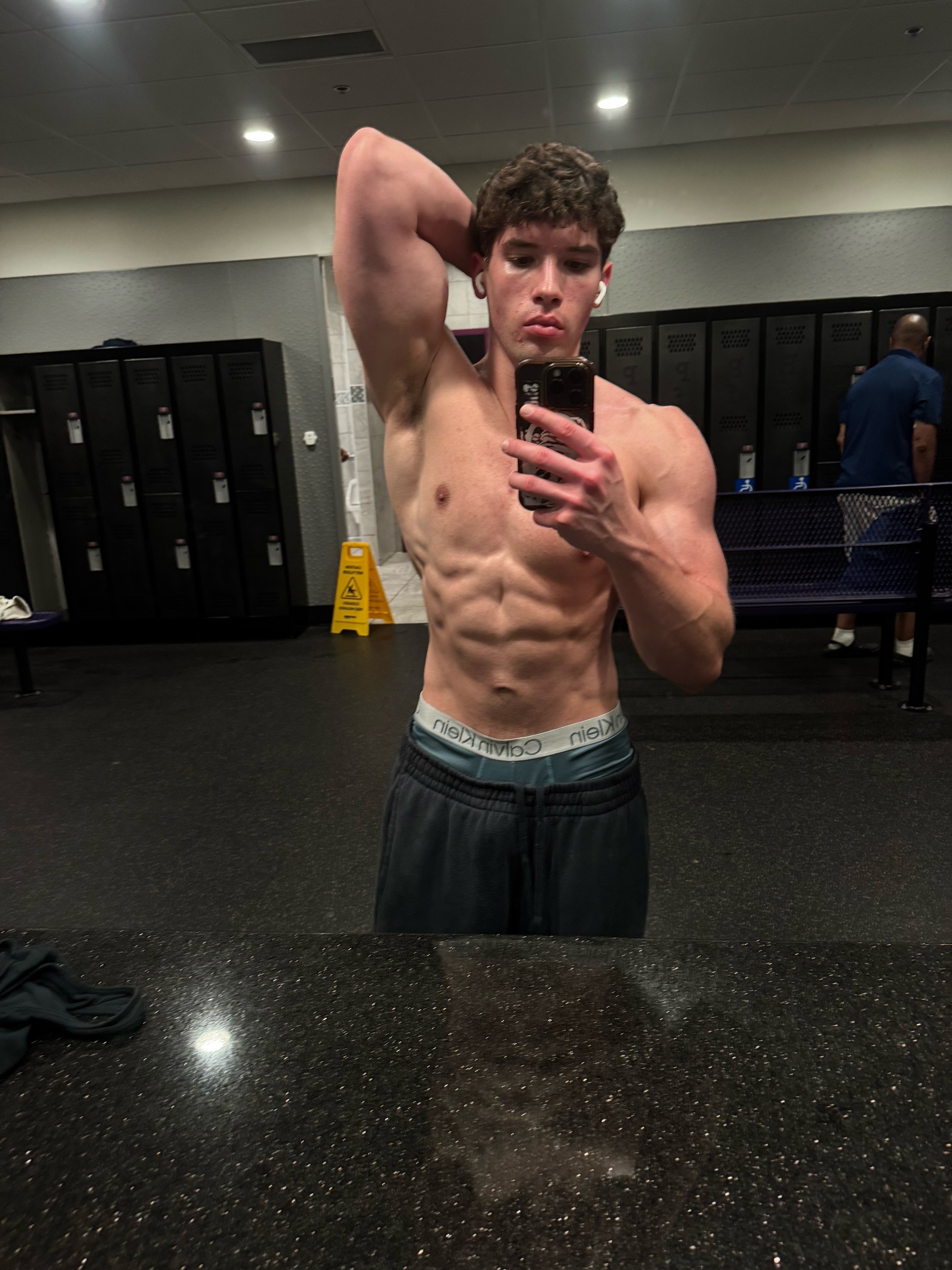 @xav_liftz