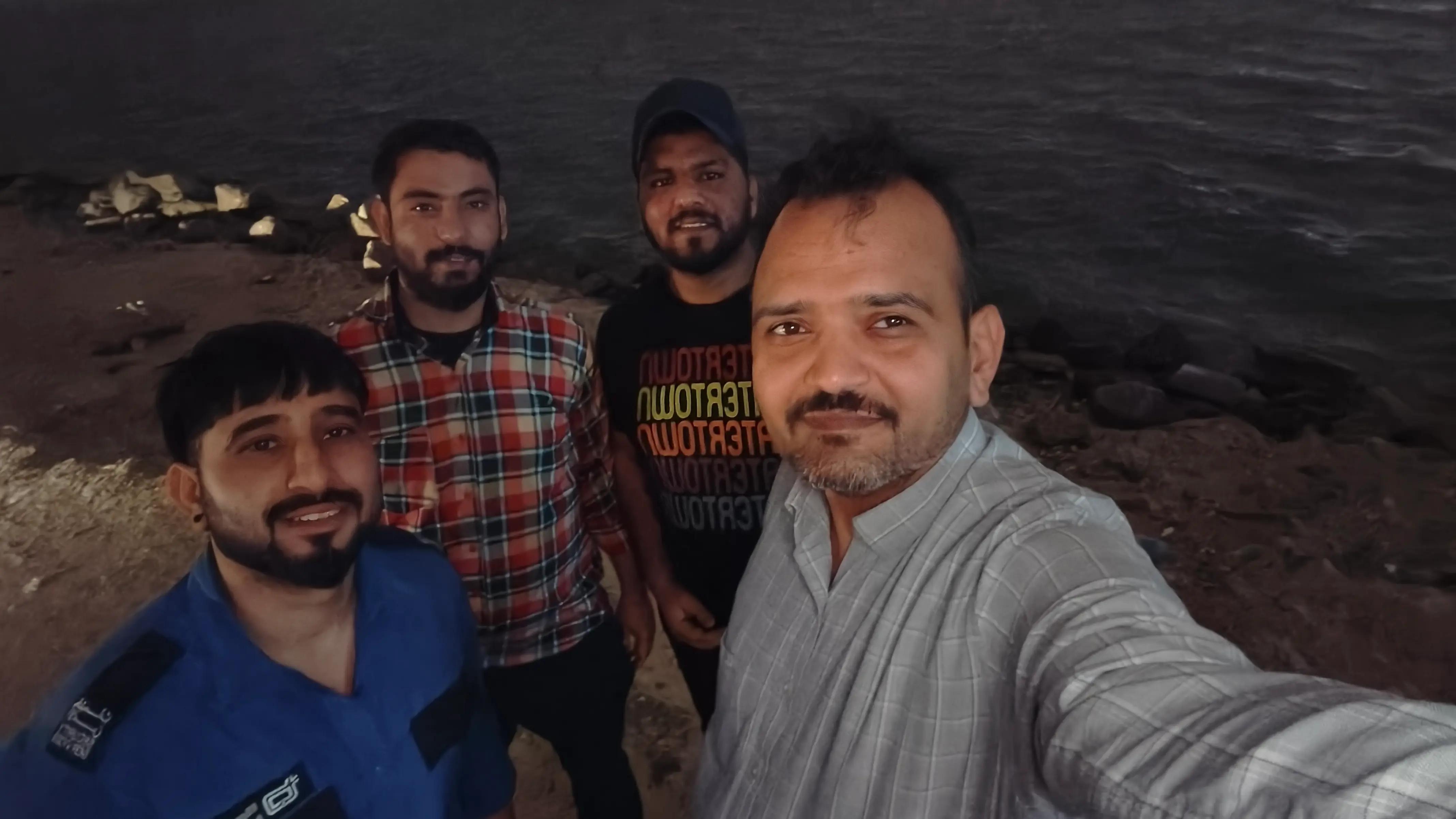 @نعeeم اسLم