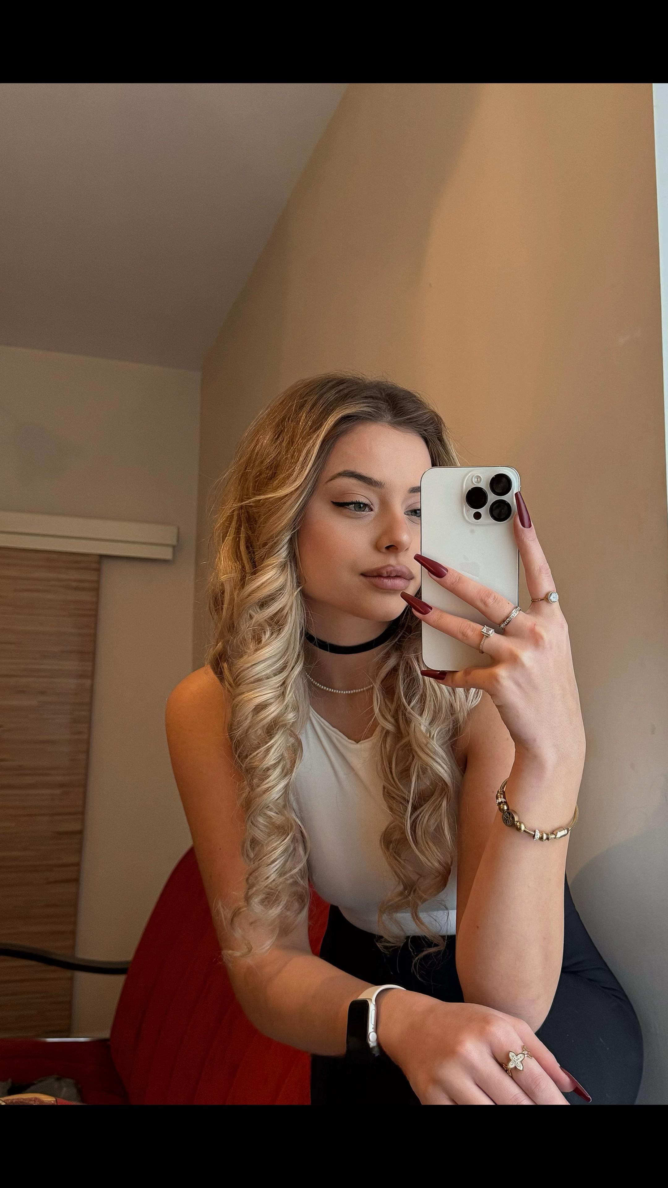 @Nergizylmz