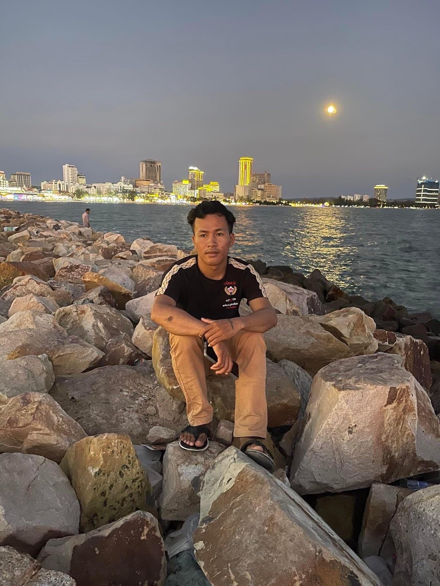 @cham.nan